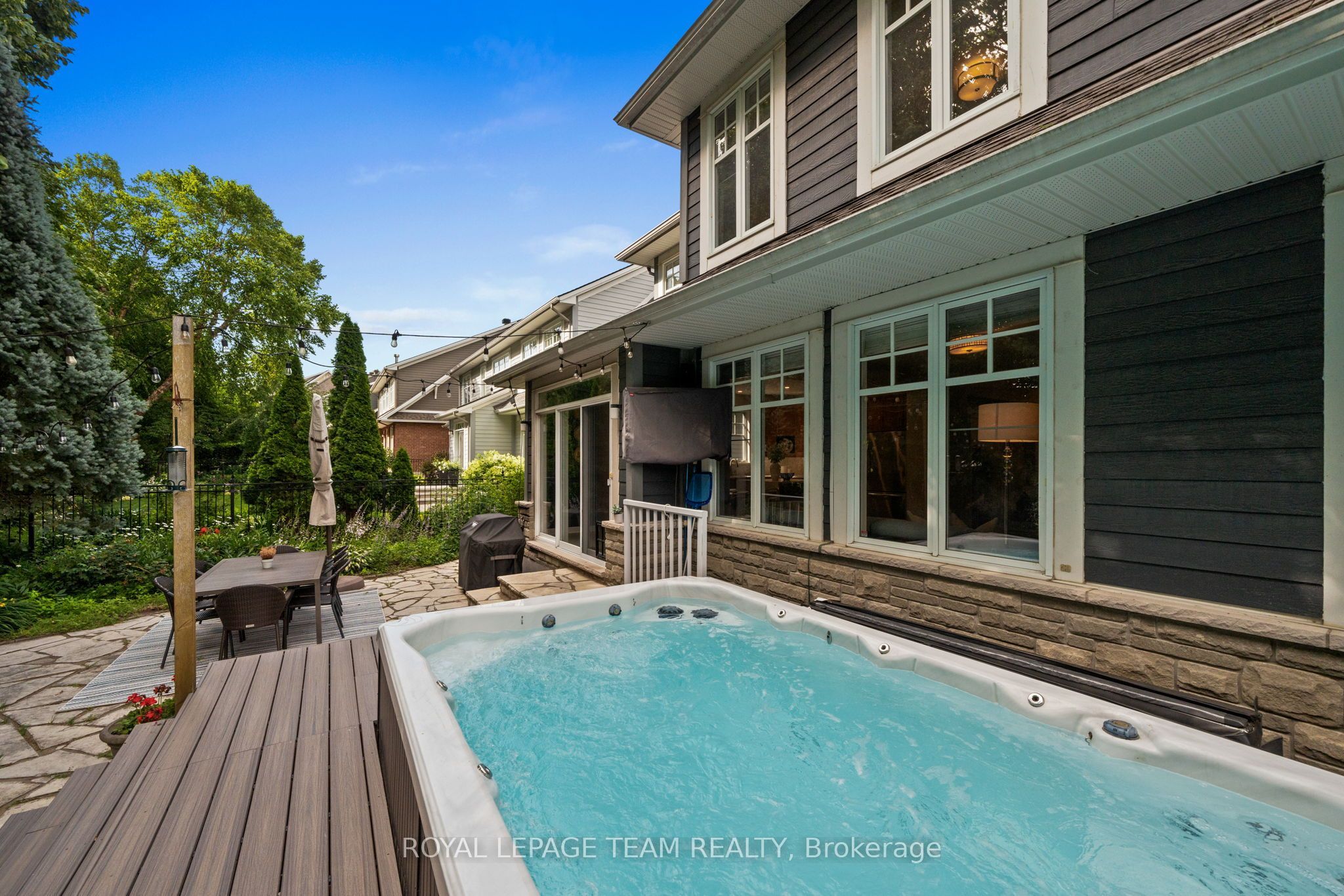 14 Ironside Court, Kanata, ON K2K 3H5 photo 3