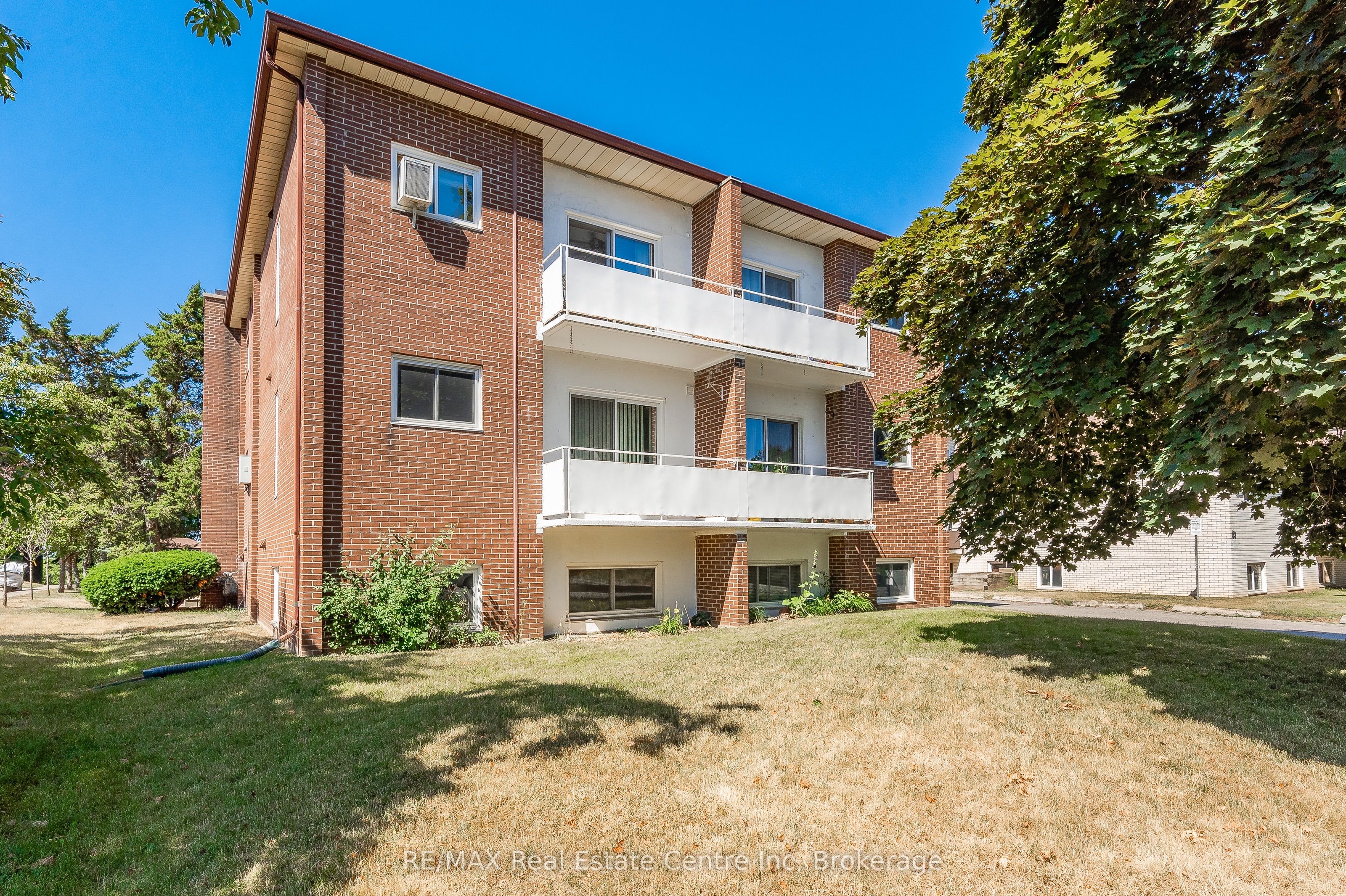 57 Conroy Crescent 102, Guelph, ON N1G 2V5 photo 2
