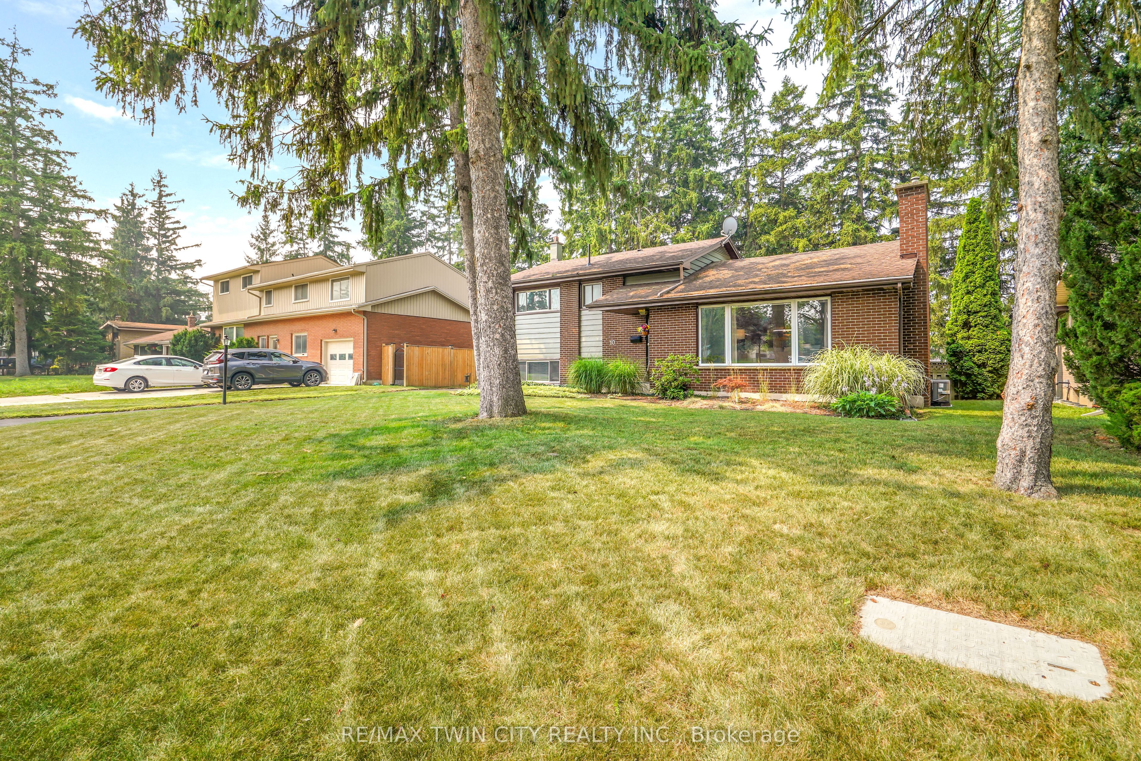 10 Brier Crescent, Brantford, ON N3R 3M6 photo 3