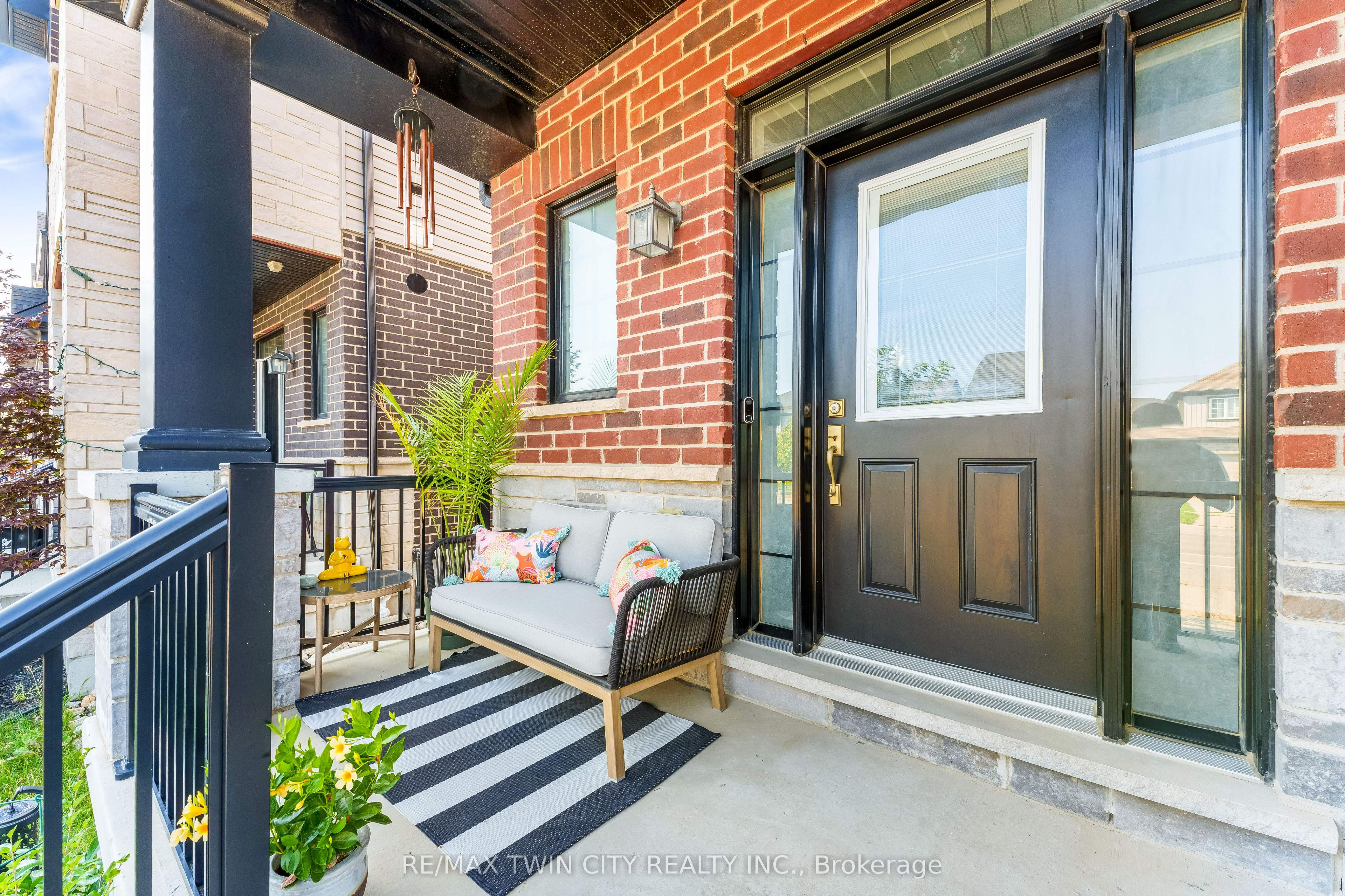588 Blair Creek Drive, Kitchener, ON N2P 0E5 photo 4