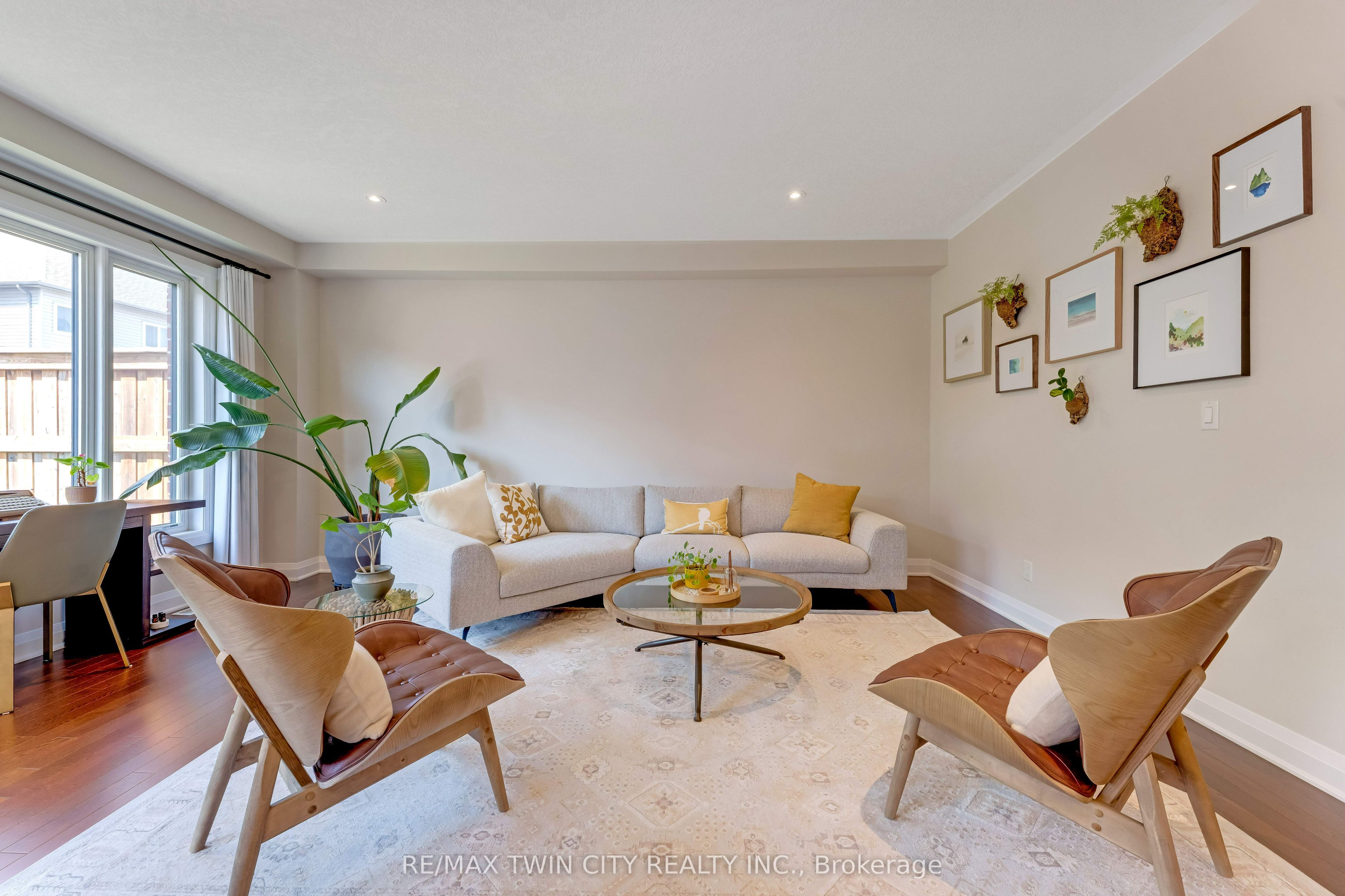 588 Blair Creek Drive, Kitchener, ON N2P 0E5 photo 5