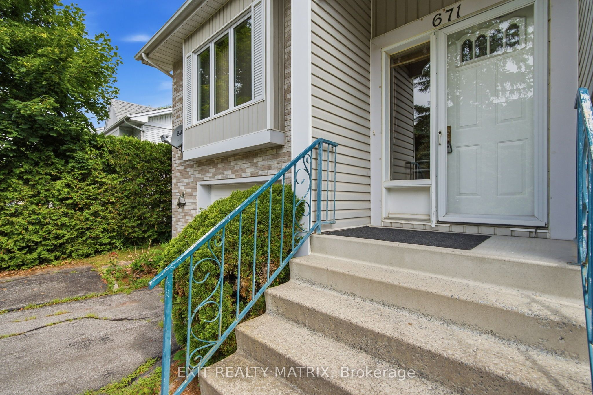 671 Berthiaume Street, Hawkesbury, ON K6A 3M1 photo 4