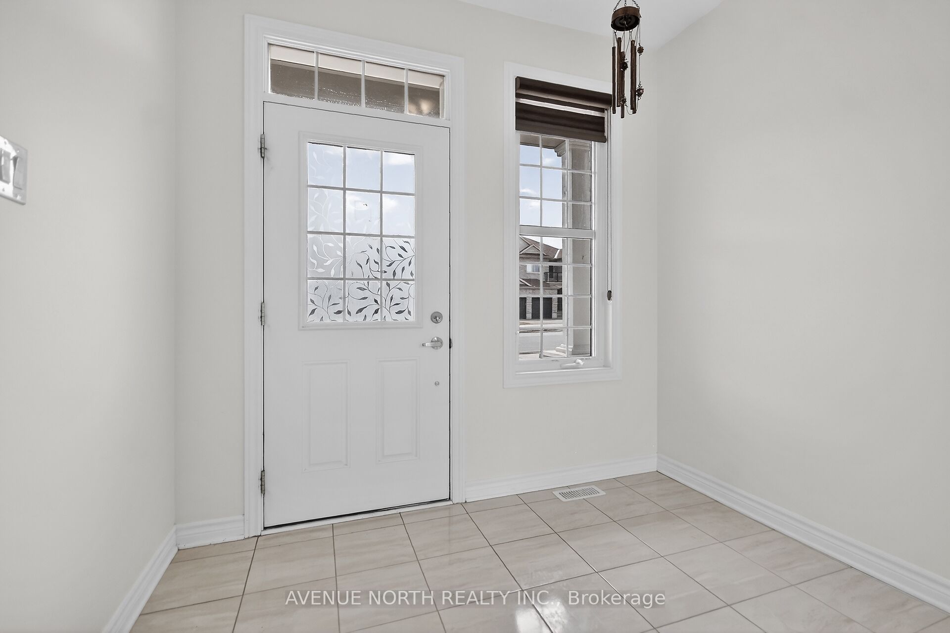 110 Dun Skipper Drive, Blossom Park - Airport and Area, ON K1X 0G1 photo 3