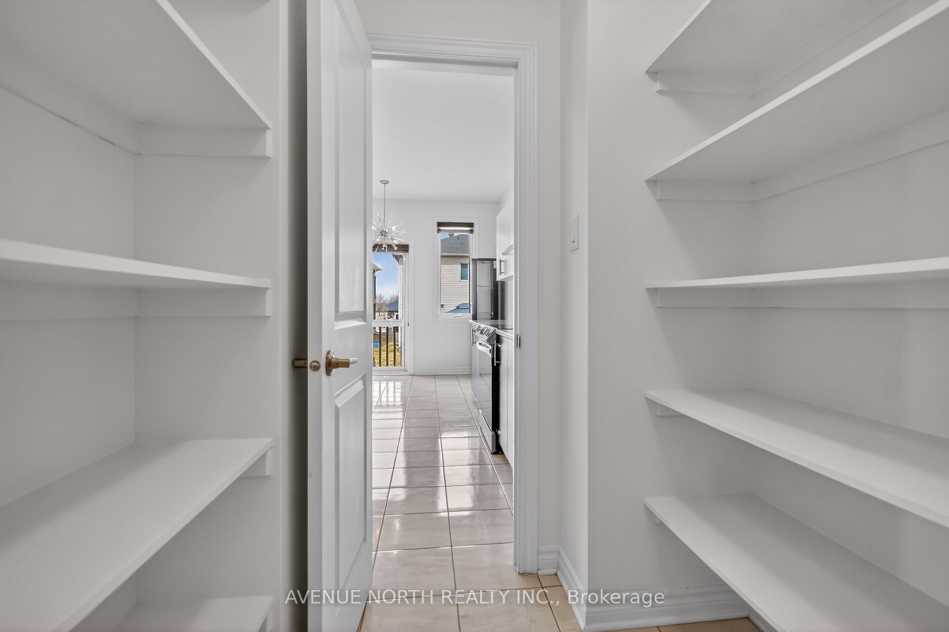 110 Dun Skipper Drive, Blossom Park - Airport and Area, ON K1X 0G1 photo 4