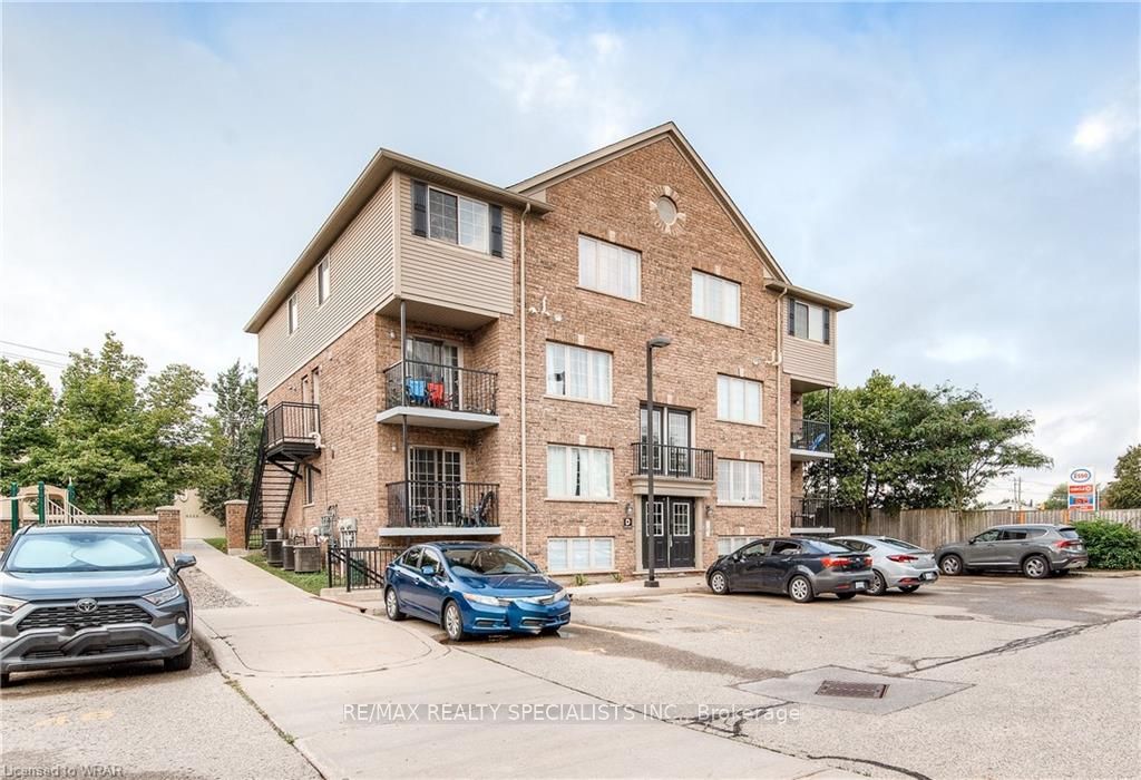 12 HOLDBORN Drive 25, Kitchener, ON N2A 0A4