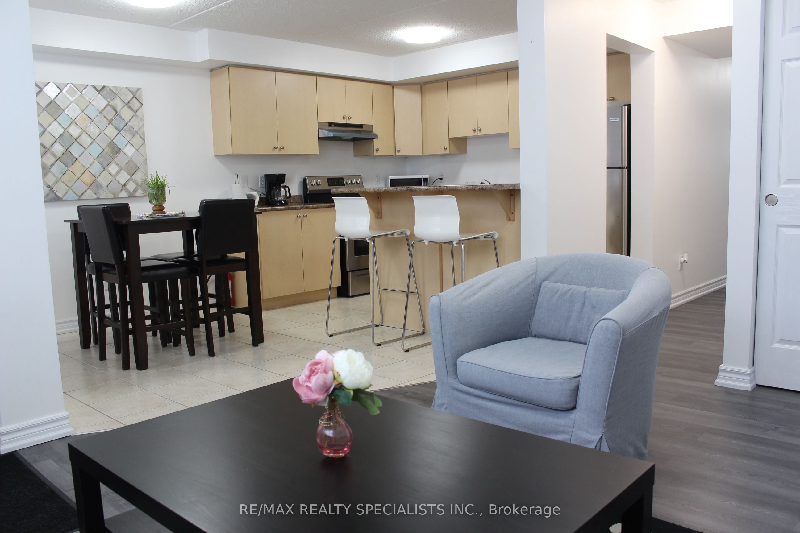 12 HOLDBORN Drive 25, Kitchener, ON N2A 0A4 photo 2