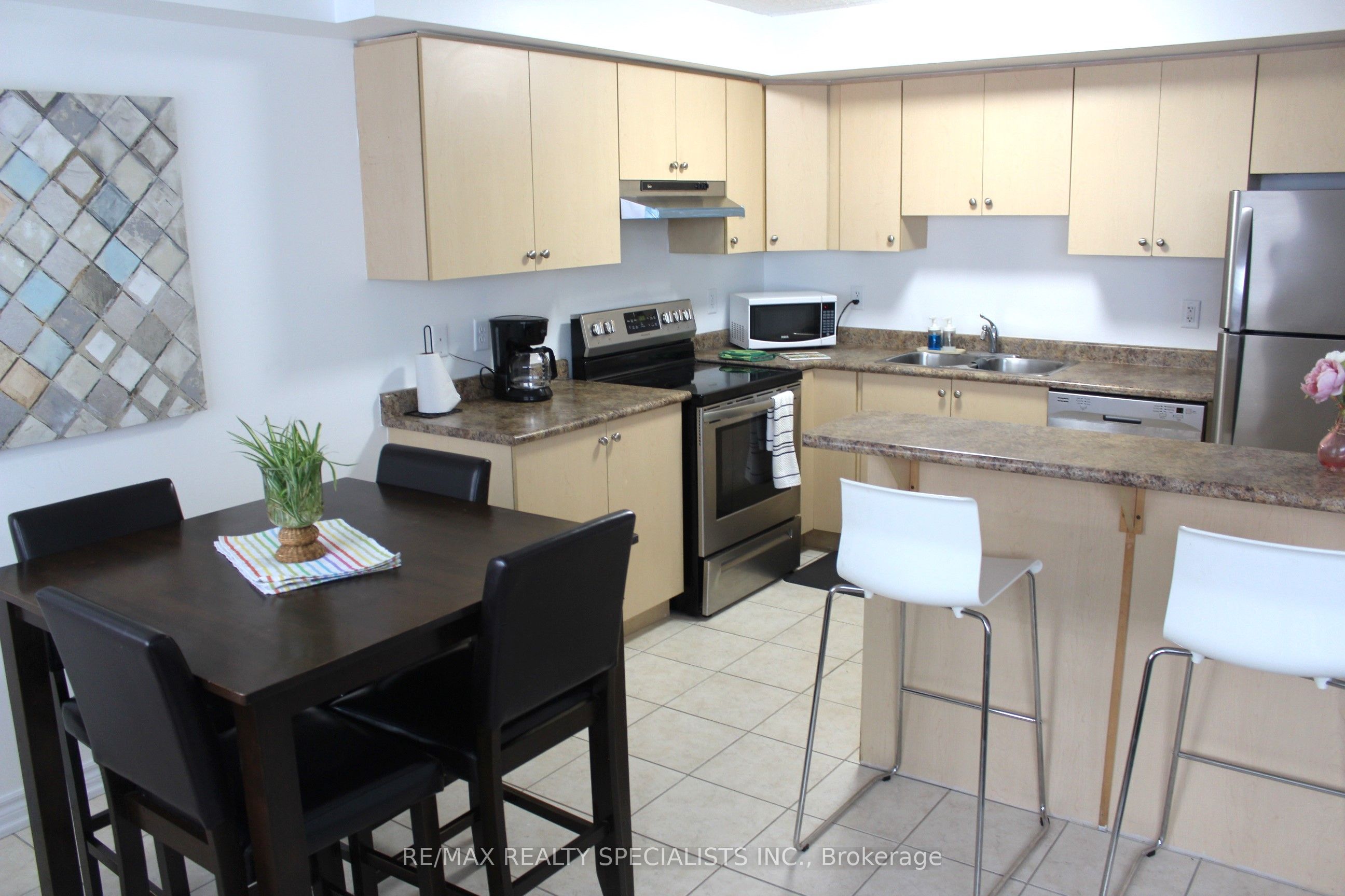 12 HOLDBORN Drive 25, Kitchener, ON N2A 0A4 photo 4