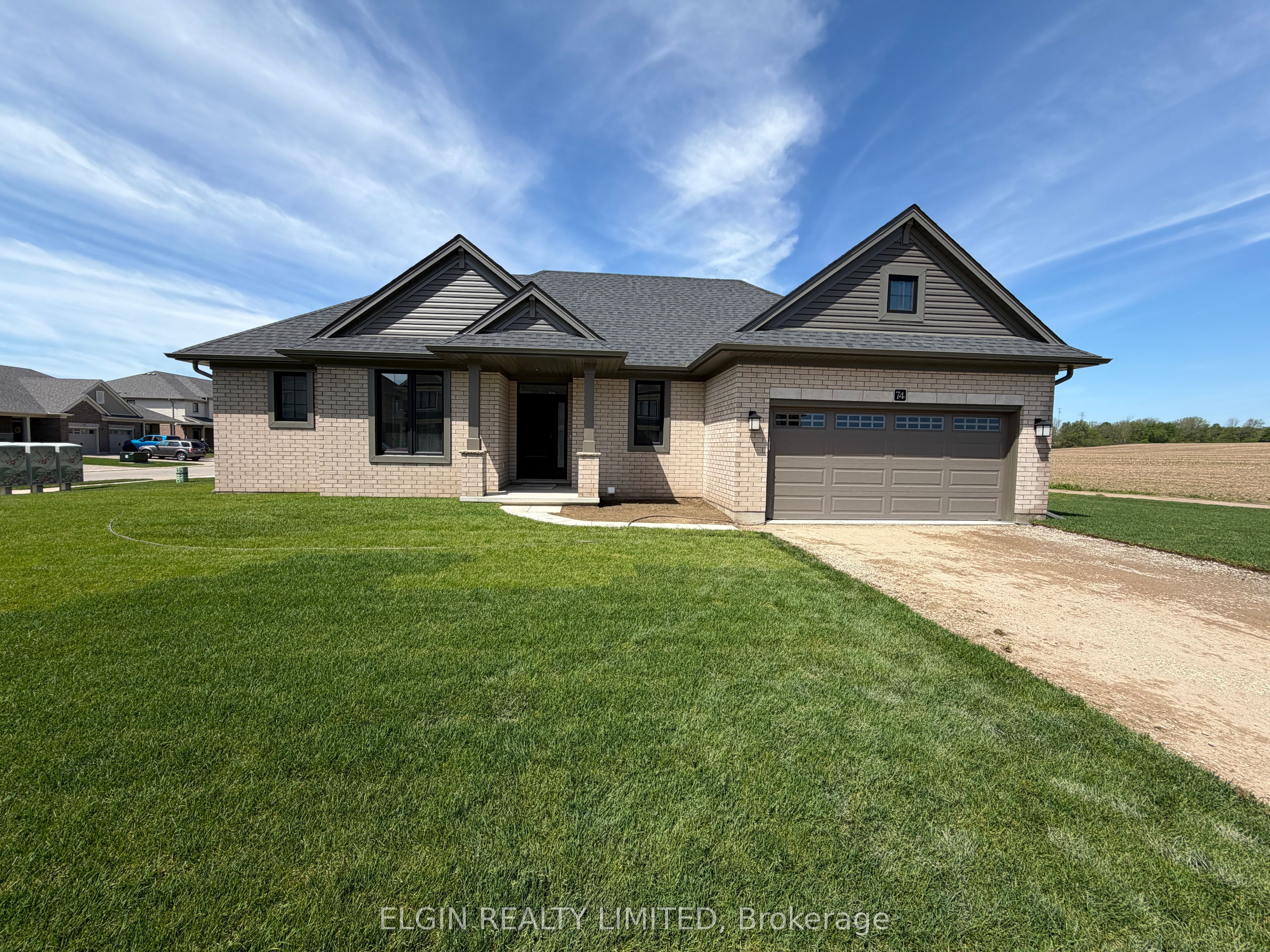 74 Braun Avenue, Tillsonburg, ON N4G 0K4