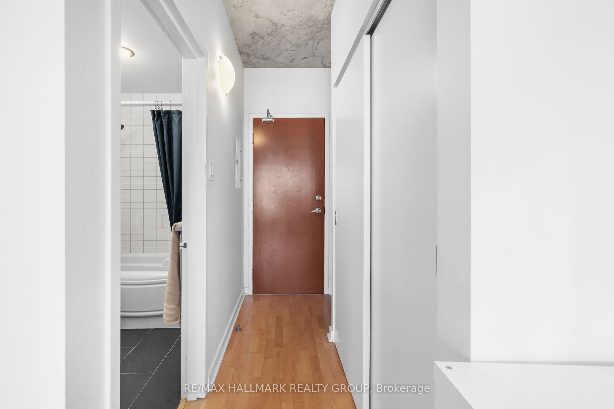 324 Laurier Avenue W 1804, Ottawa Centre, ON K1N 6P6 photo 5