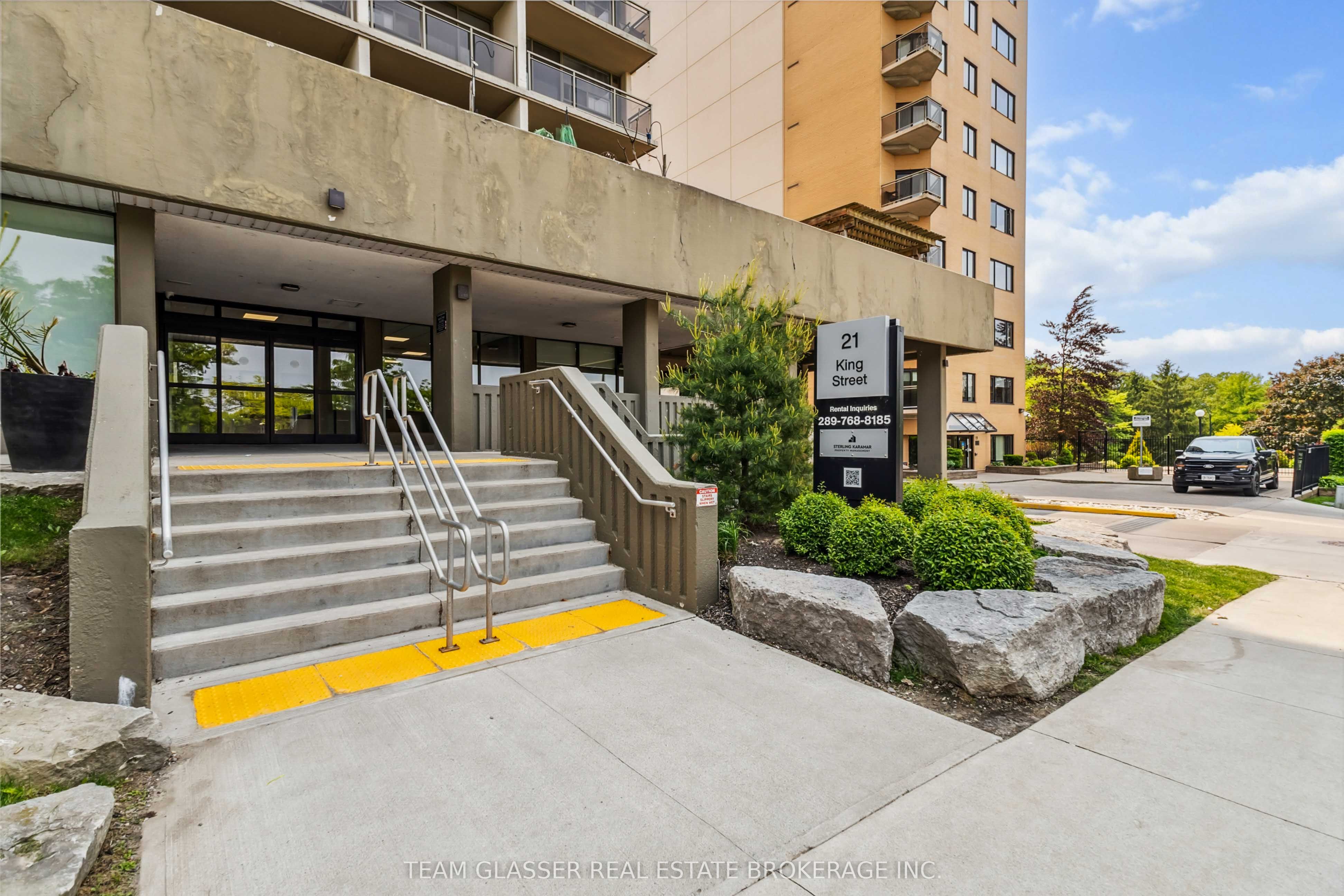 21 King Street 1108, London East, ON N6A 5H3