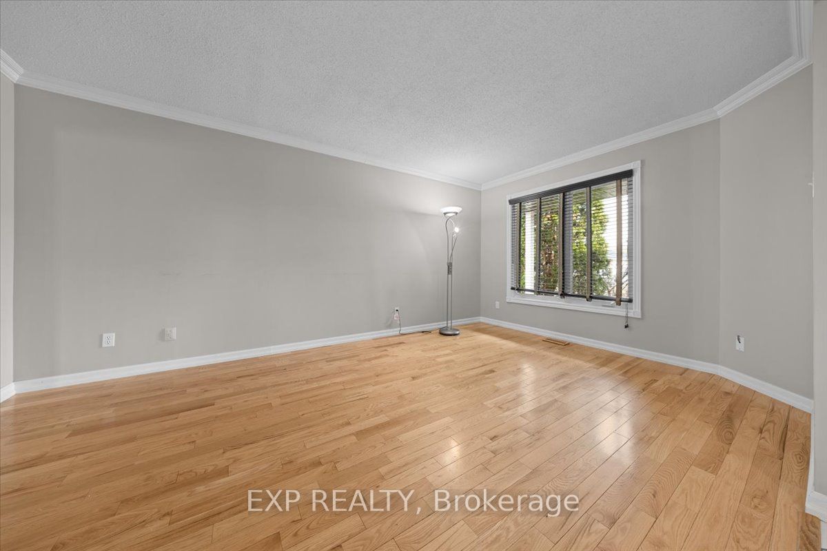 851 Beauregard Crescent, Orleans - Cumberland and Area, ON K4A 3C9 photo 5