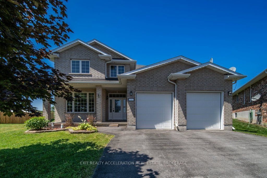 14 Ashwood Crescent, Greater Napanee, ON K7R 3L1 photo 3