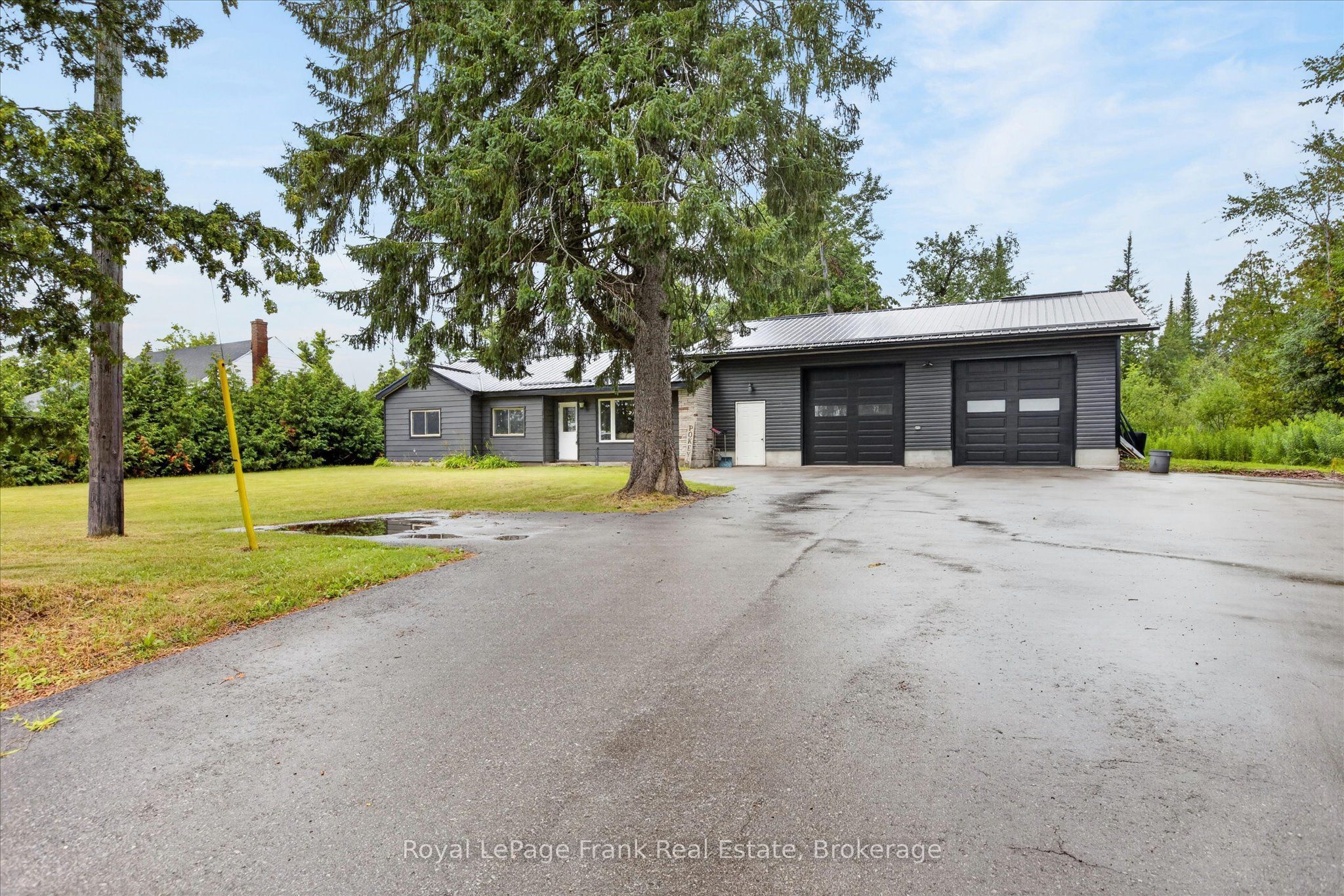 731 Harper Road, Peterborough, ON K9J 6X6 photo 2