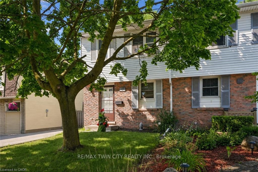 264 Northlake Drive A, Waterloo, ON N2V 1A9