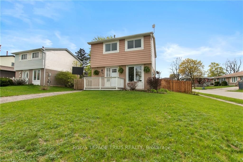 29 Woodlawn Avenue, Brantford, ON N3V 1A4