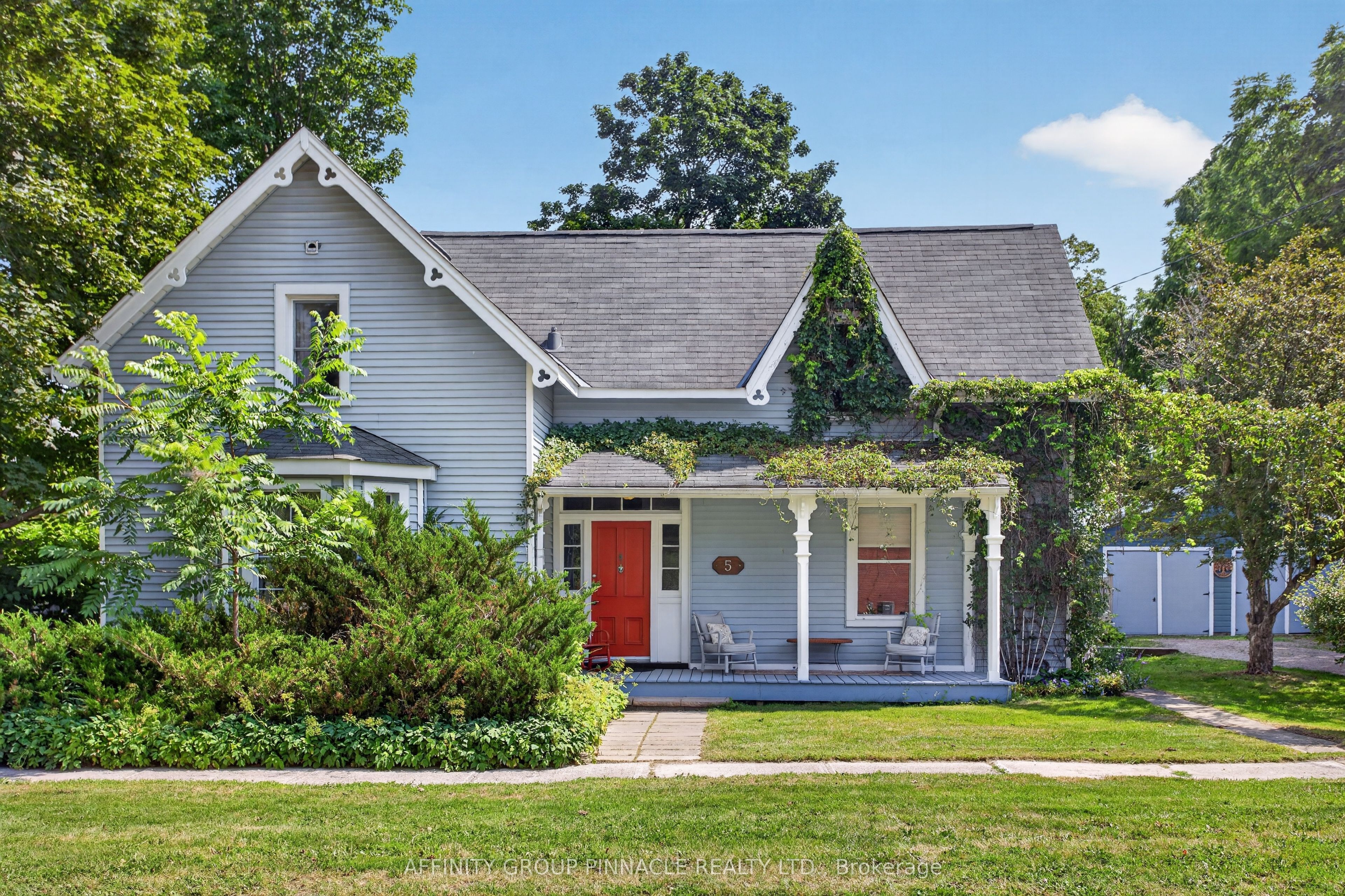 5 Nelson Street, Selwyn, ON K0L 2H0