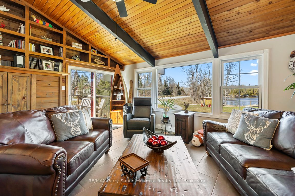 5 MEHARG Drive, McKellar, ON P2A 0B5 photo 5