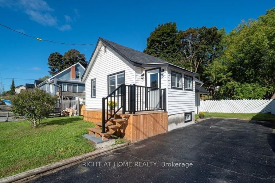 48 Ridley Street E, Belleville, ON K8P 1Y4 photo 4