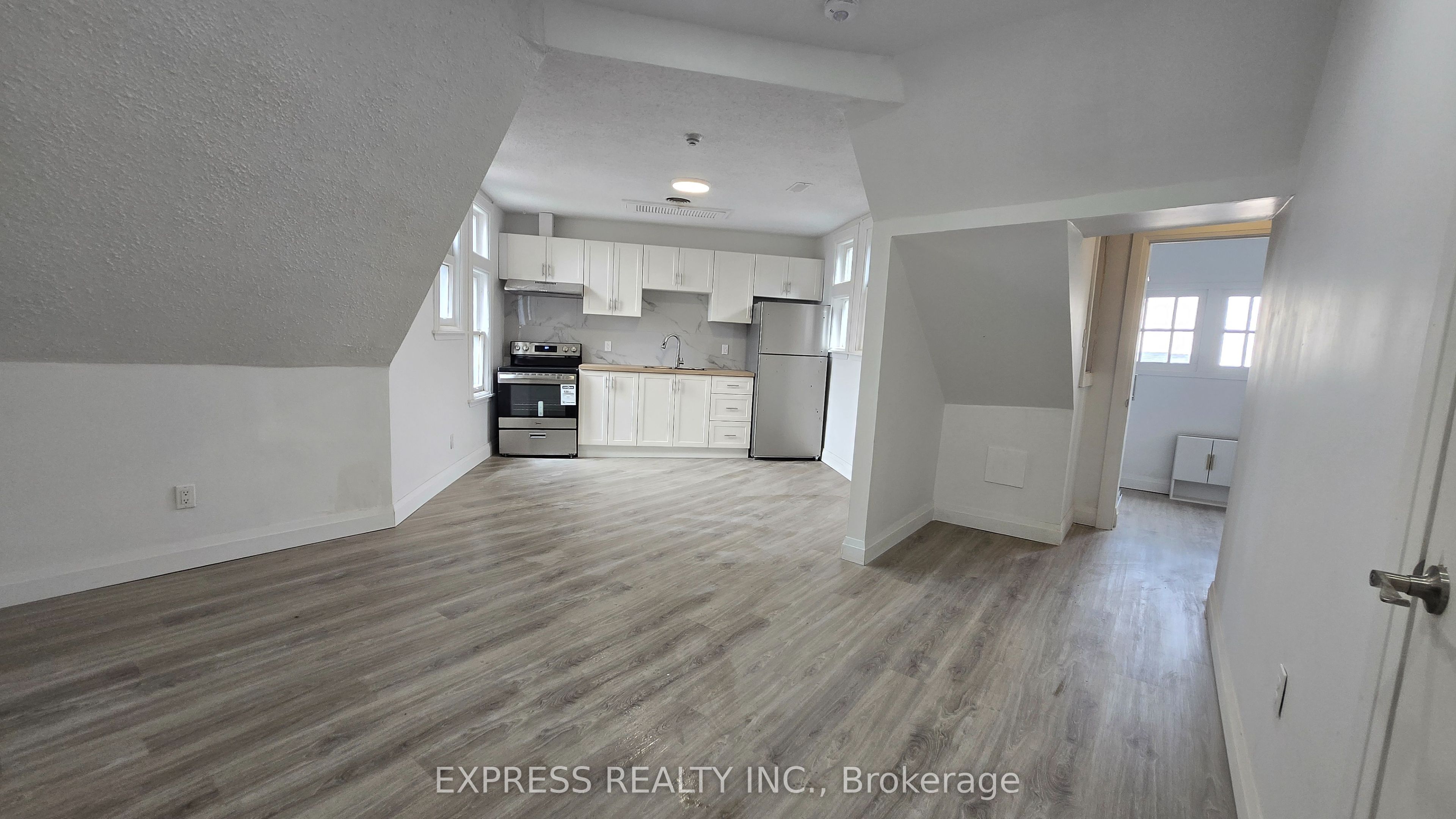 252 James Street S 301, Hamilton, ON L8P 3B5 photo 2