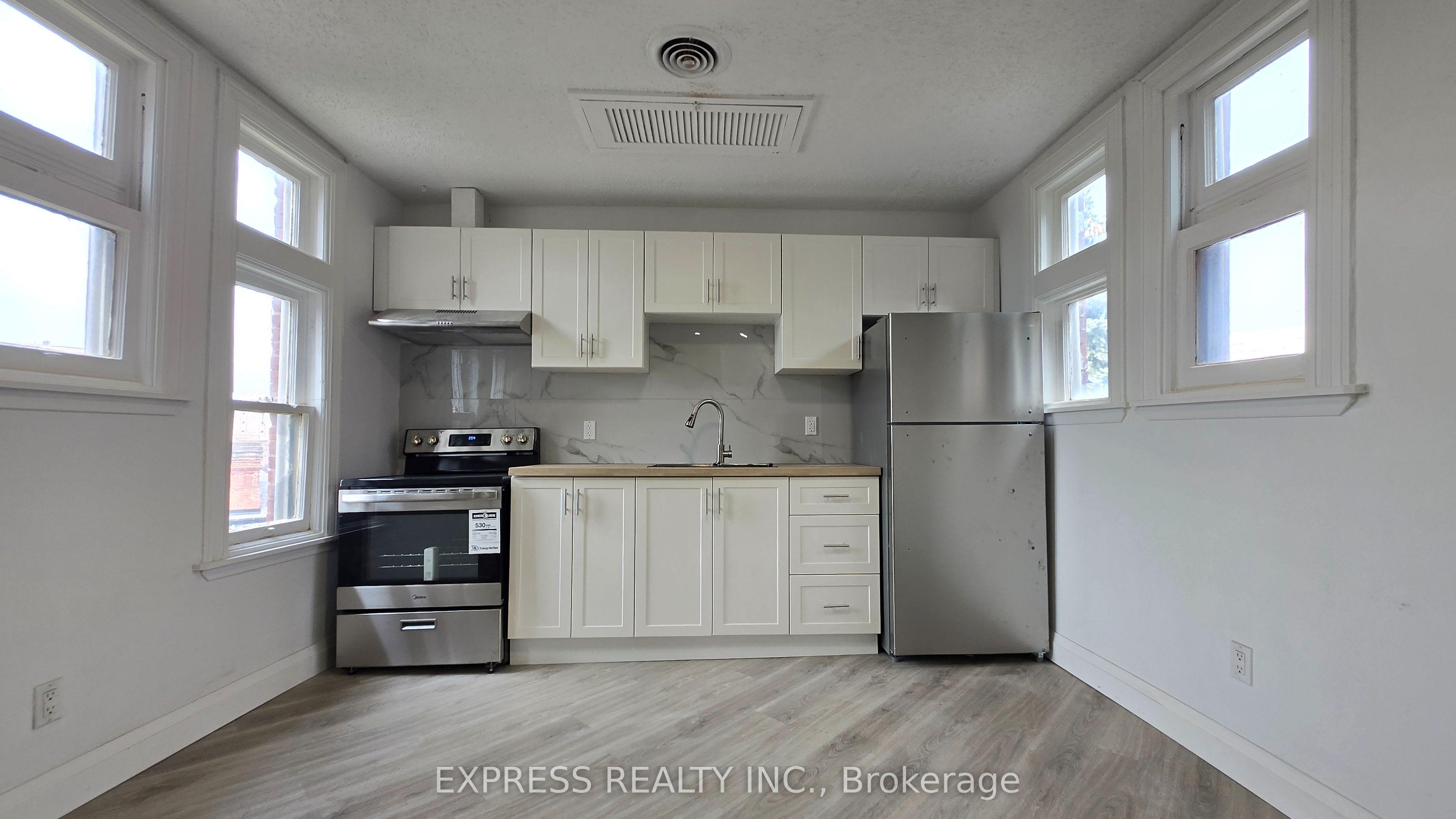 252 James Street S 301, Hamilton, ON L8P 3B5 photo 4