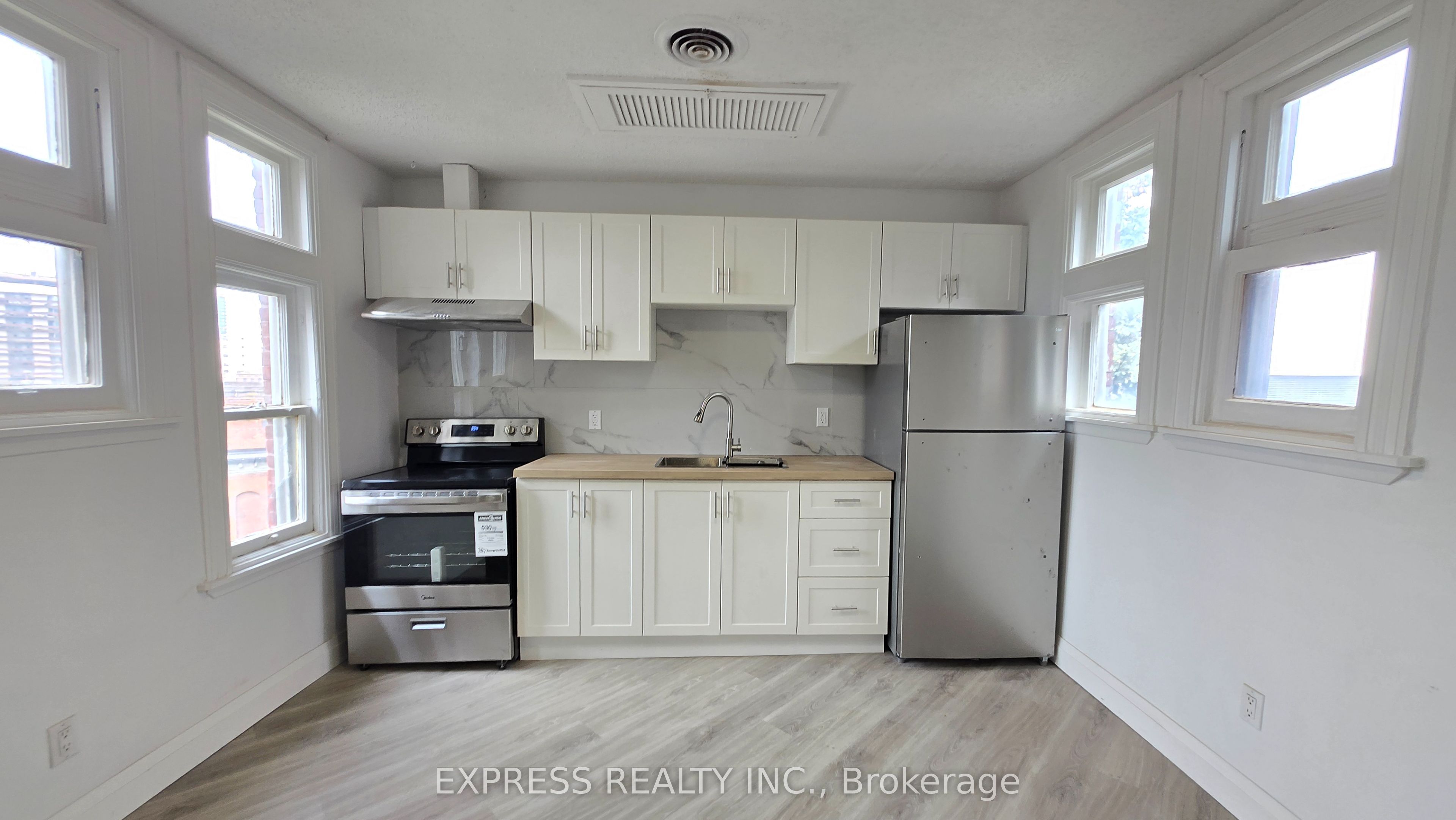 252 James Street S 301, Hamilton, ON L8P 3B5 photo 5
