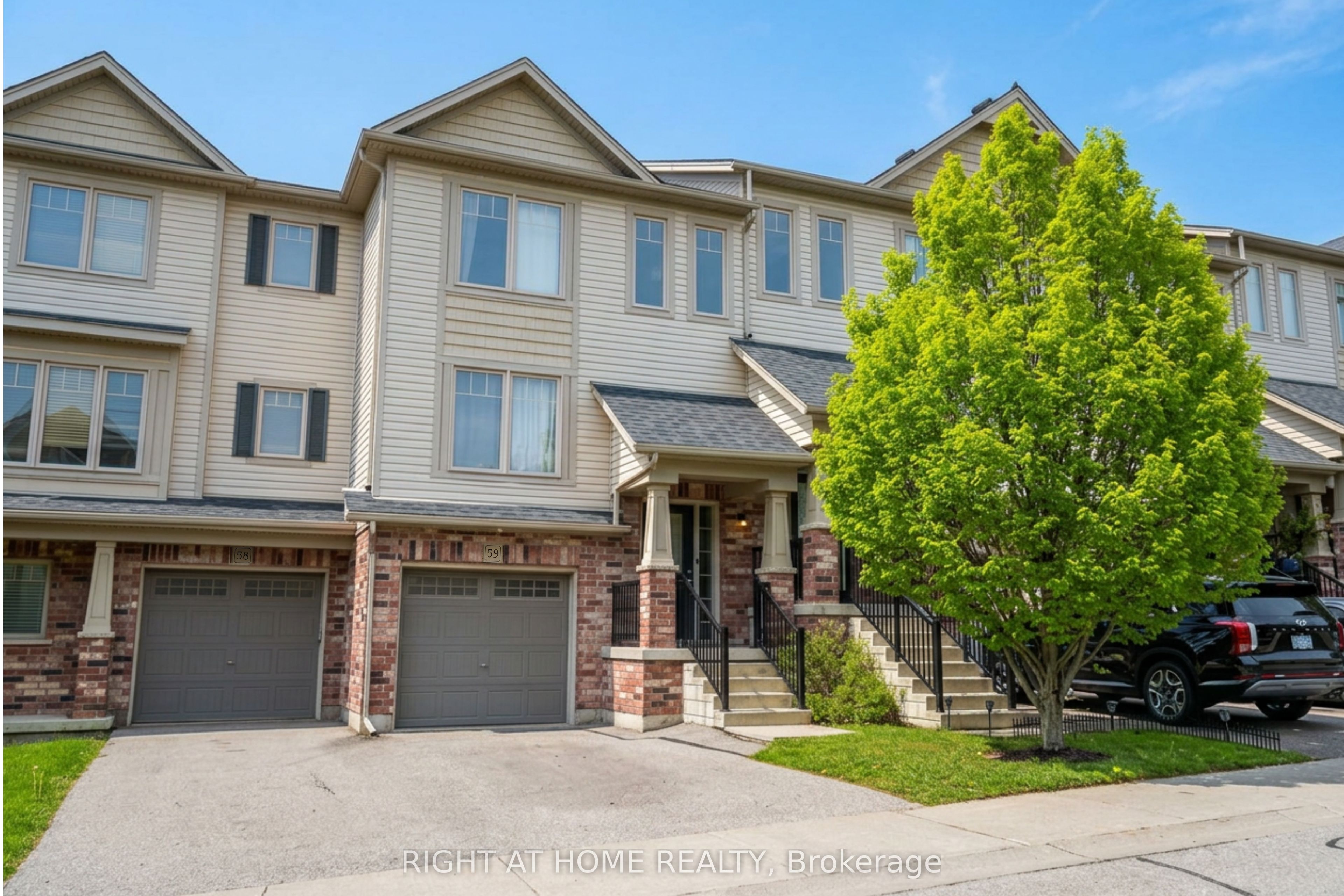 750 Lawrence Street 59, Cambridge, ON N3H 4A9 photo 3