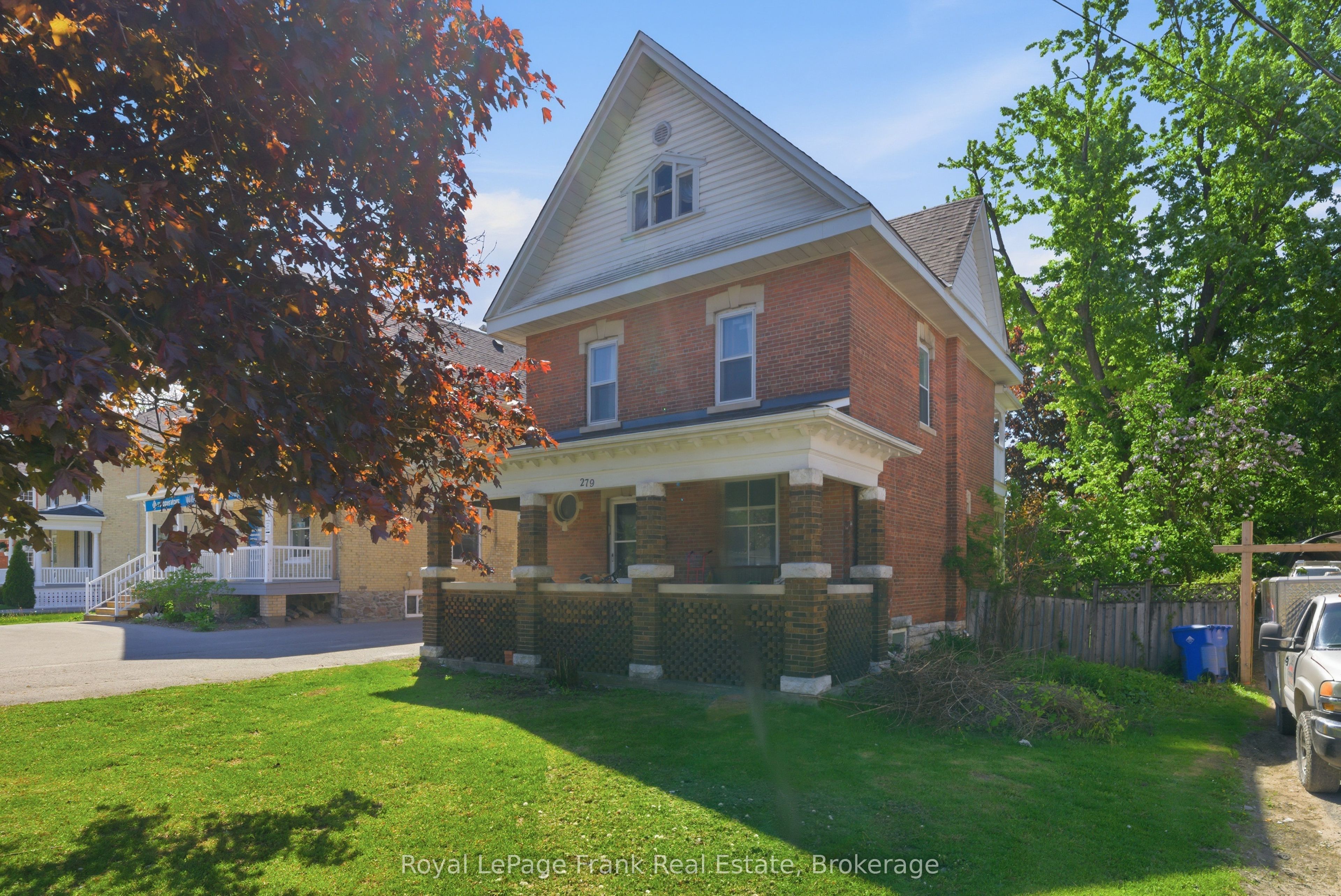 279 Kent Street W, Kawartha Lakes, ON K9V 2Z8