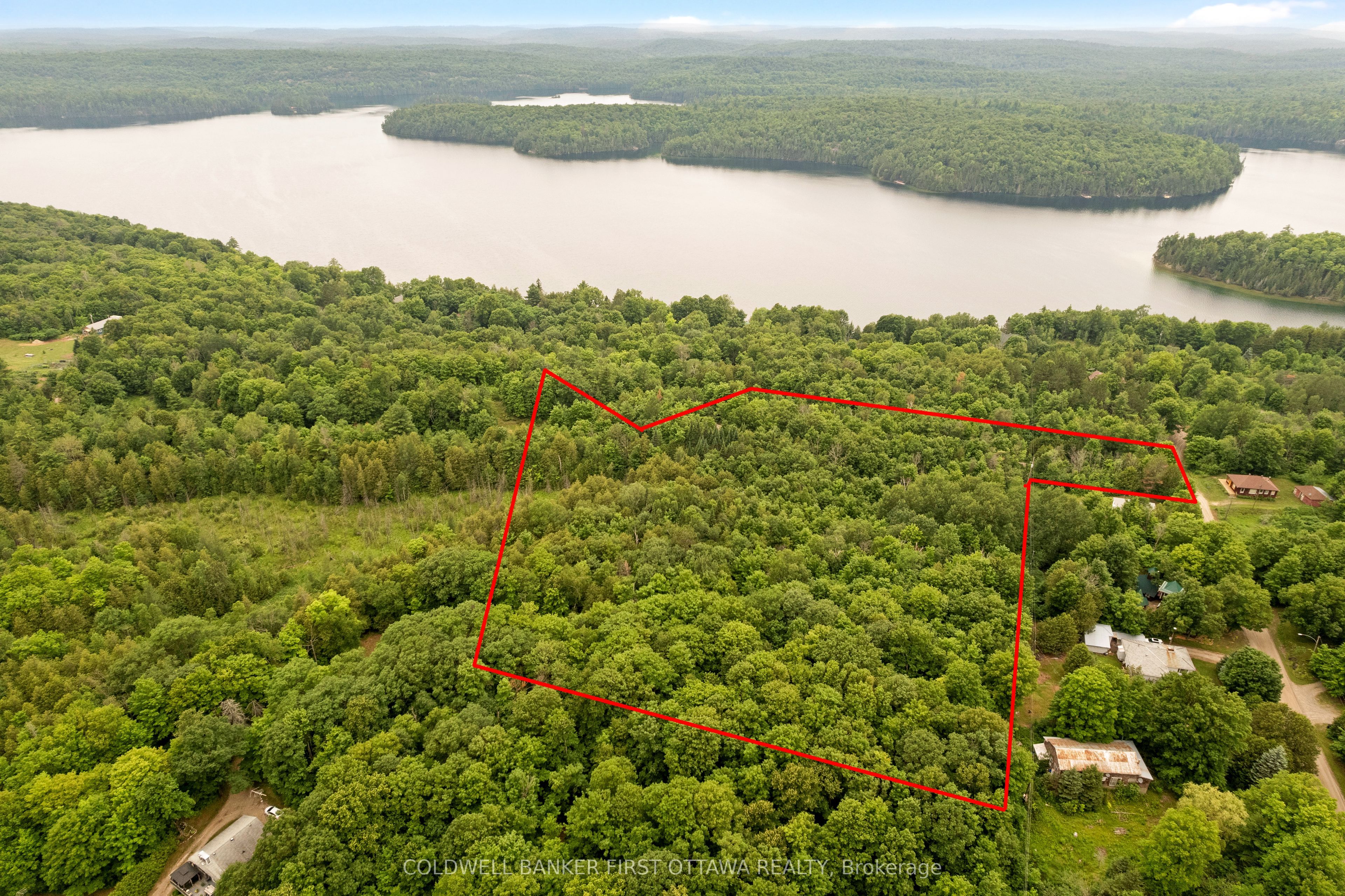 1039 Sunset Strip Lane, Frontenac, ON K0H 2J0