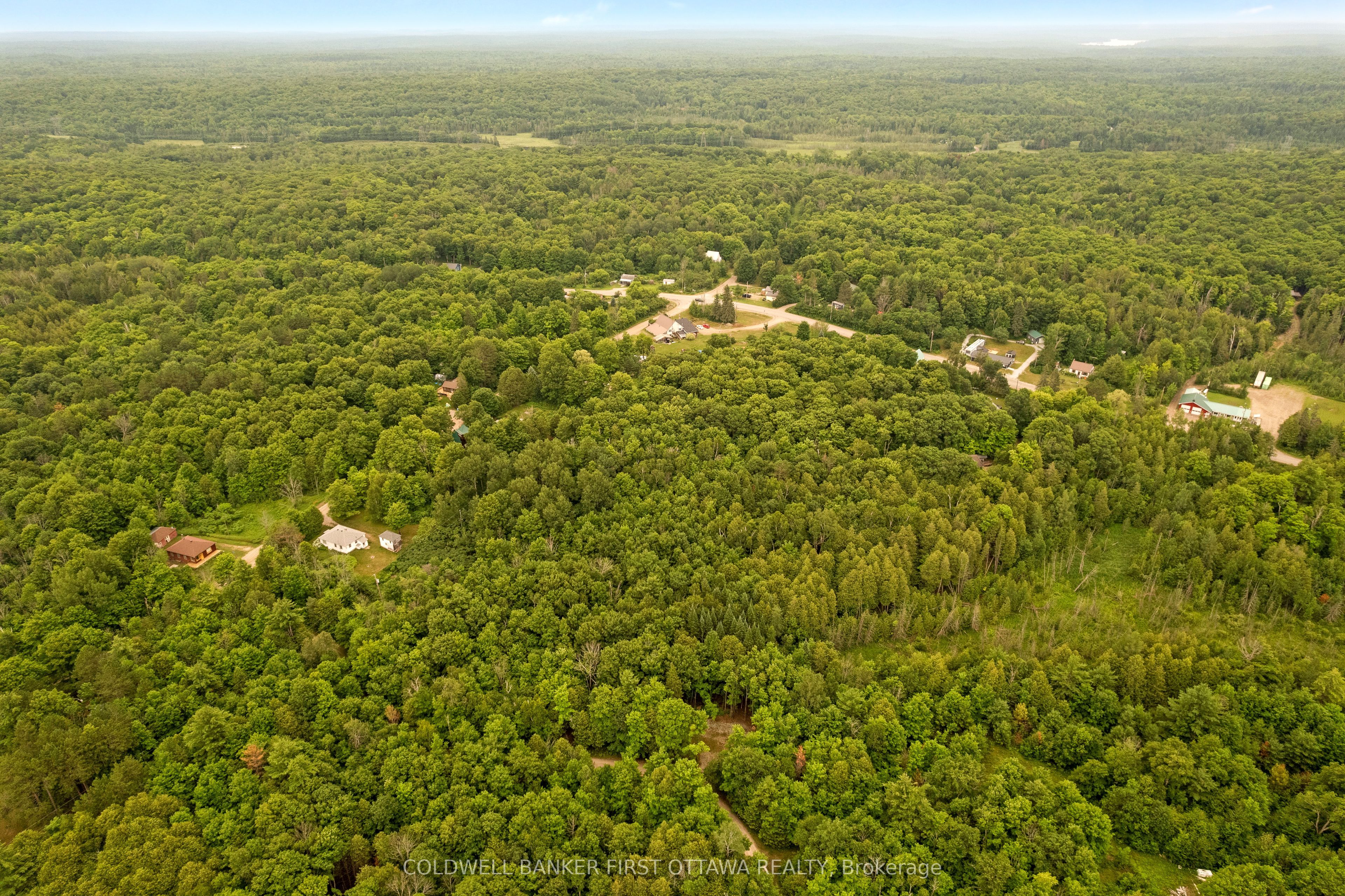 1039 Sunset Strip Lane, Frontenac, ON K0H 2J0 photo 3