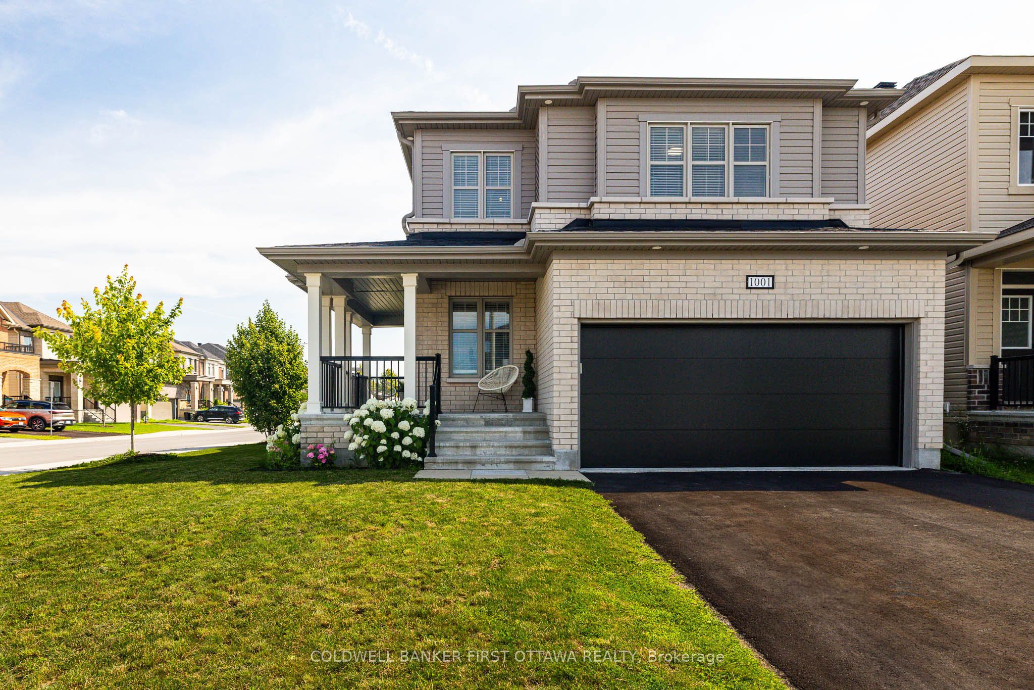 1001 Manege Street, Stittsville - Munster - Richmond, ON K2S 0Y7 photo 2