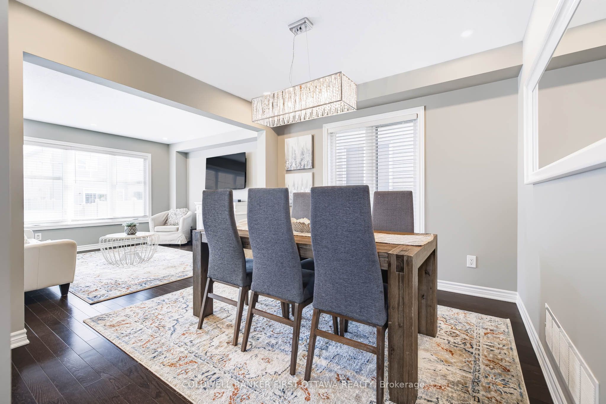 1001 Manege Street, Stittsville - Munster - Richmond, ON K2S 0Y7 photo 3