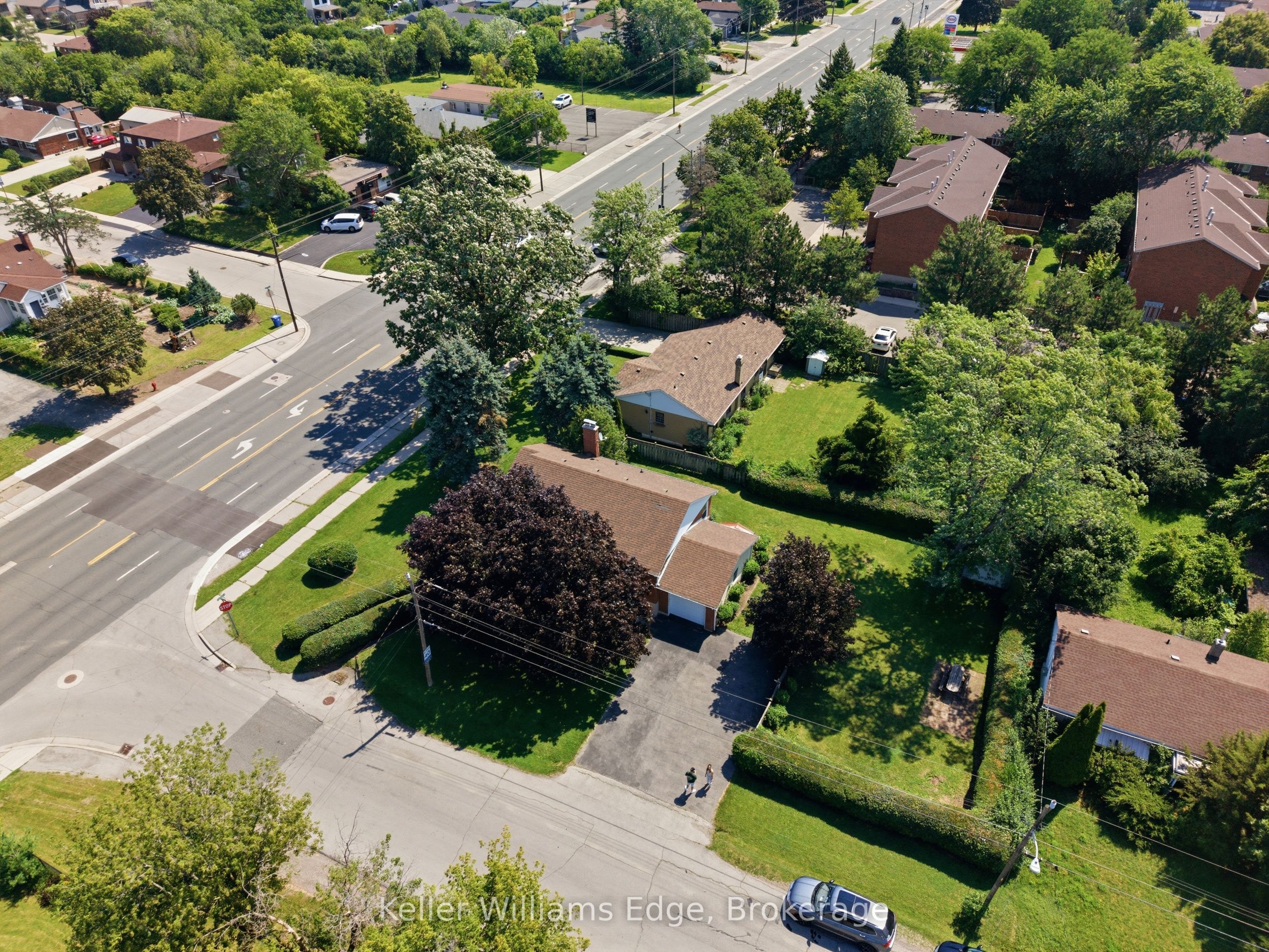 226 8 Highway, Hamilton, ON L8G 1C9 photo 2