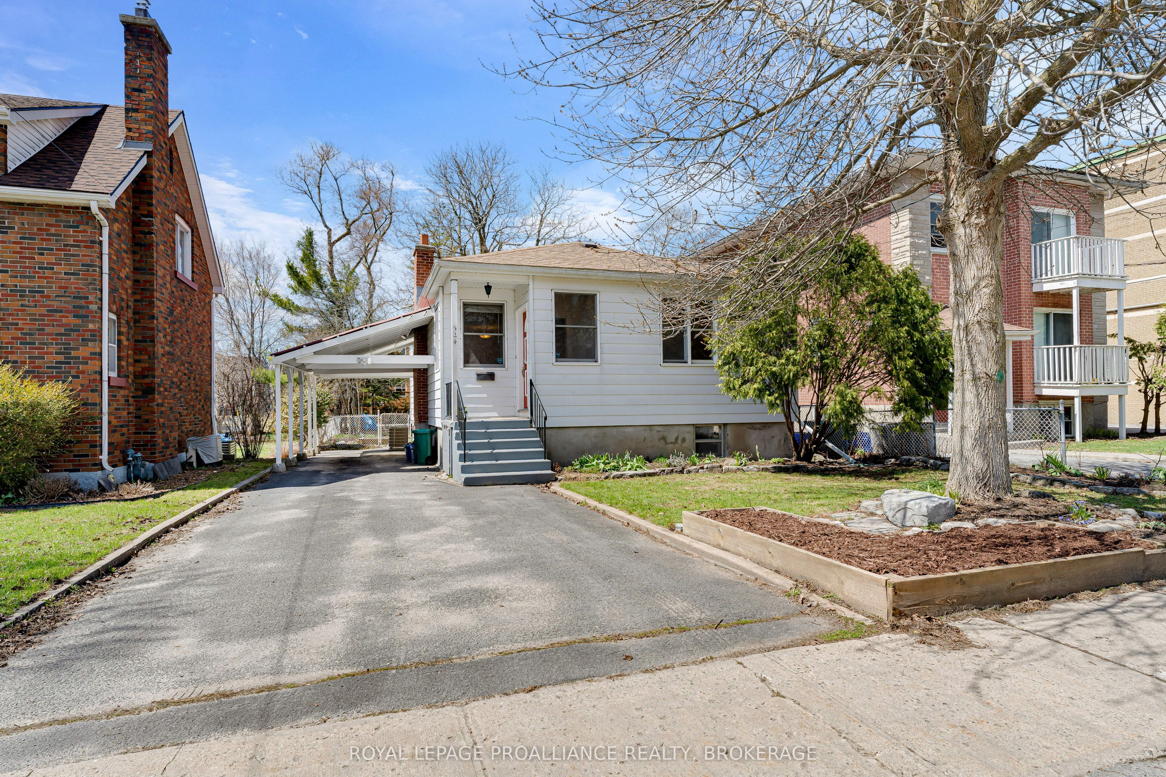 524 College Street, Kingston, ON K7L 4M9 photo 2