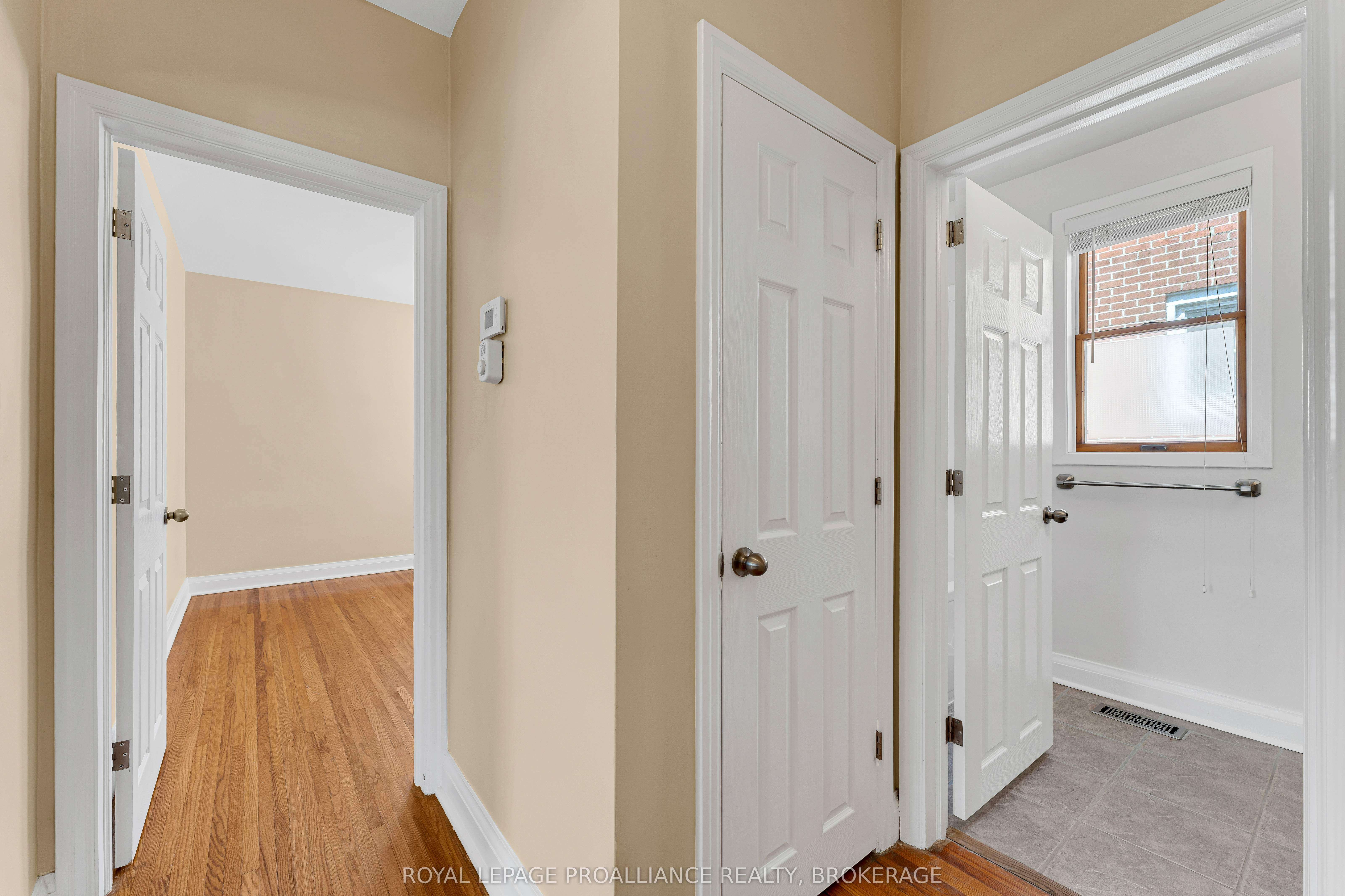 524 College Street, Kingston, ON K7L 4M9 photo 5