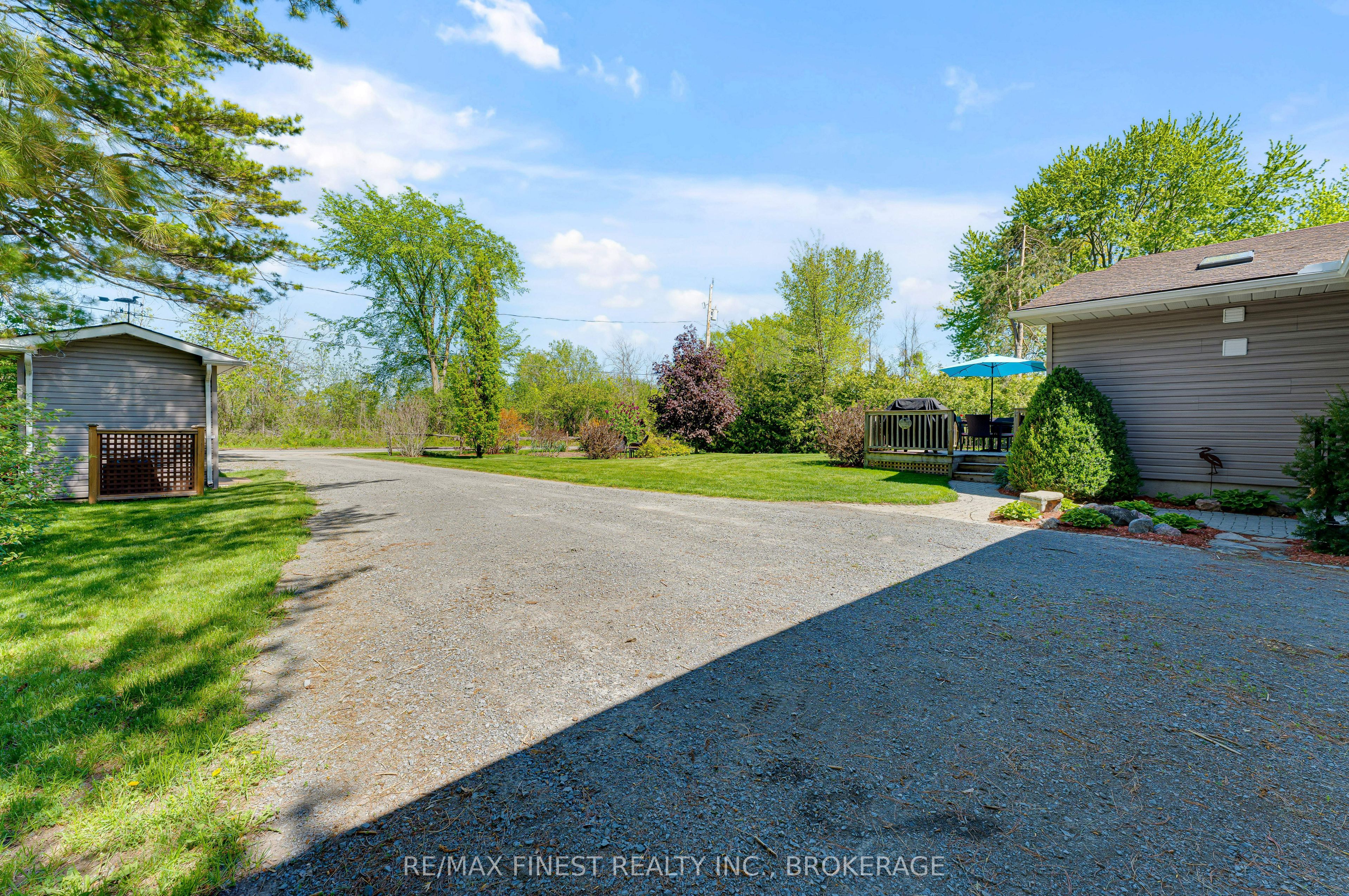 14 Sunset Lane, Greater Napanee, ON K7R 3K7 photo 4