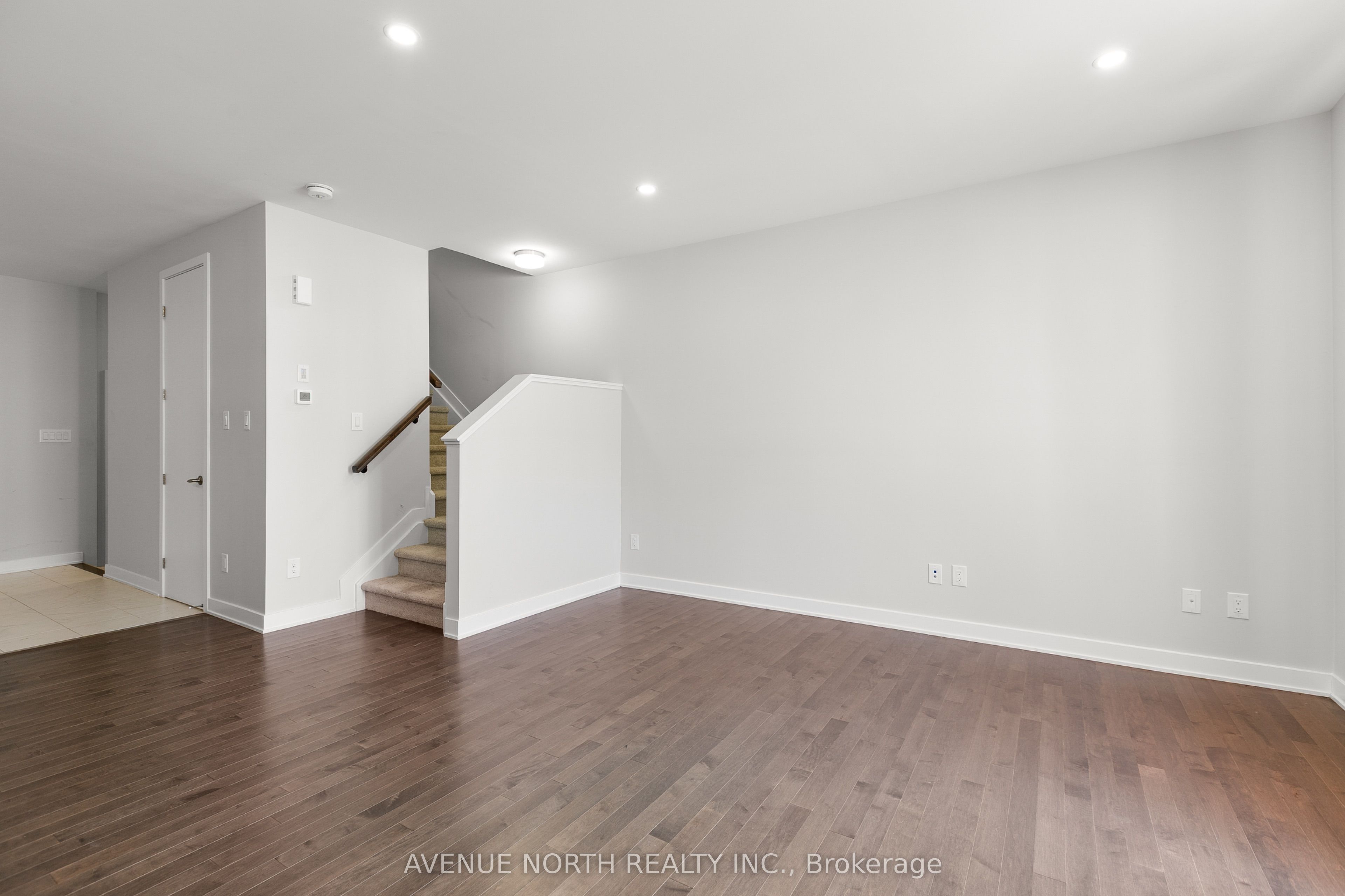 834 Bascule Place, Stittsville - Munster - Richmond, ON K0A 2Z0 photo 3