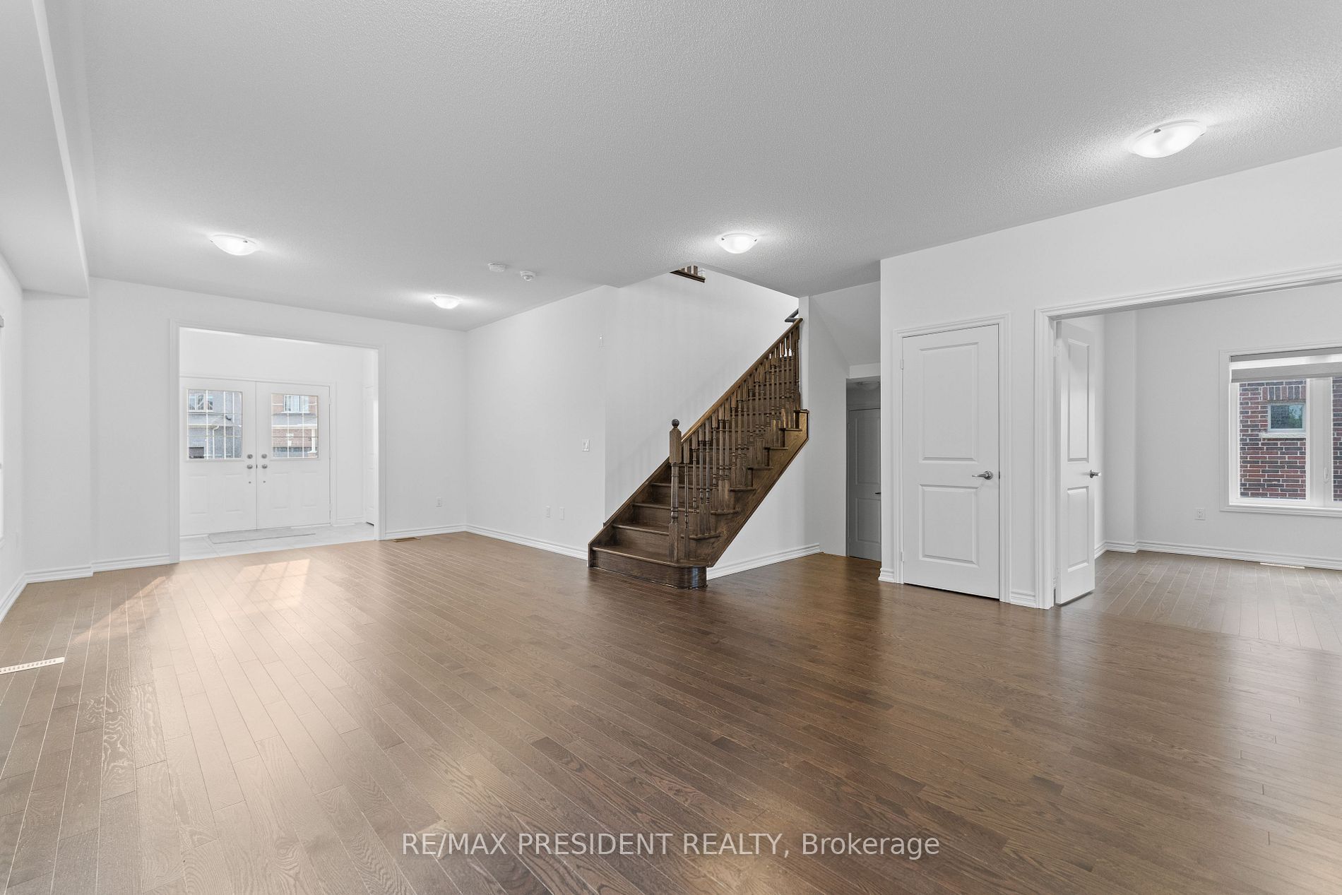 335 Russell Street, Southgate, ON N0C 1B0 photo 3