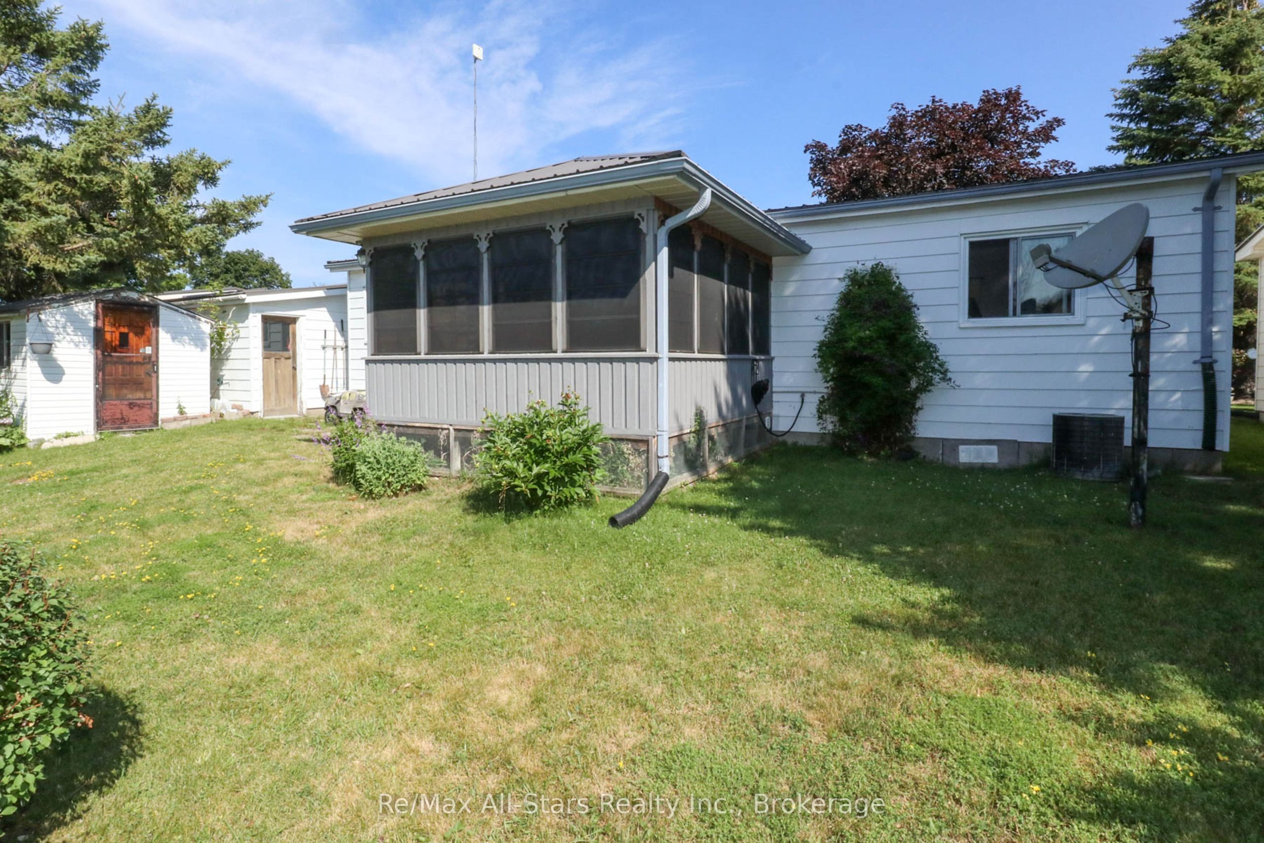 7 Cedar Street, Kawartha Lakes, ON K9V 4R1 photo 2