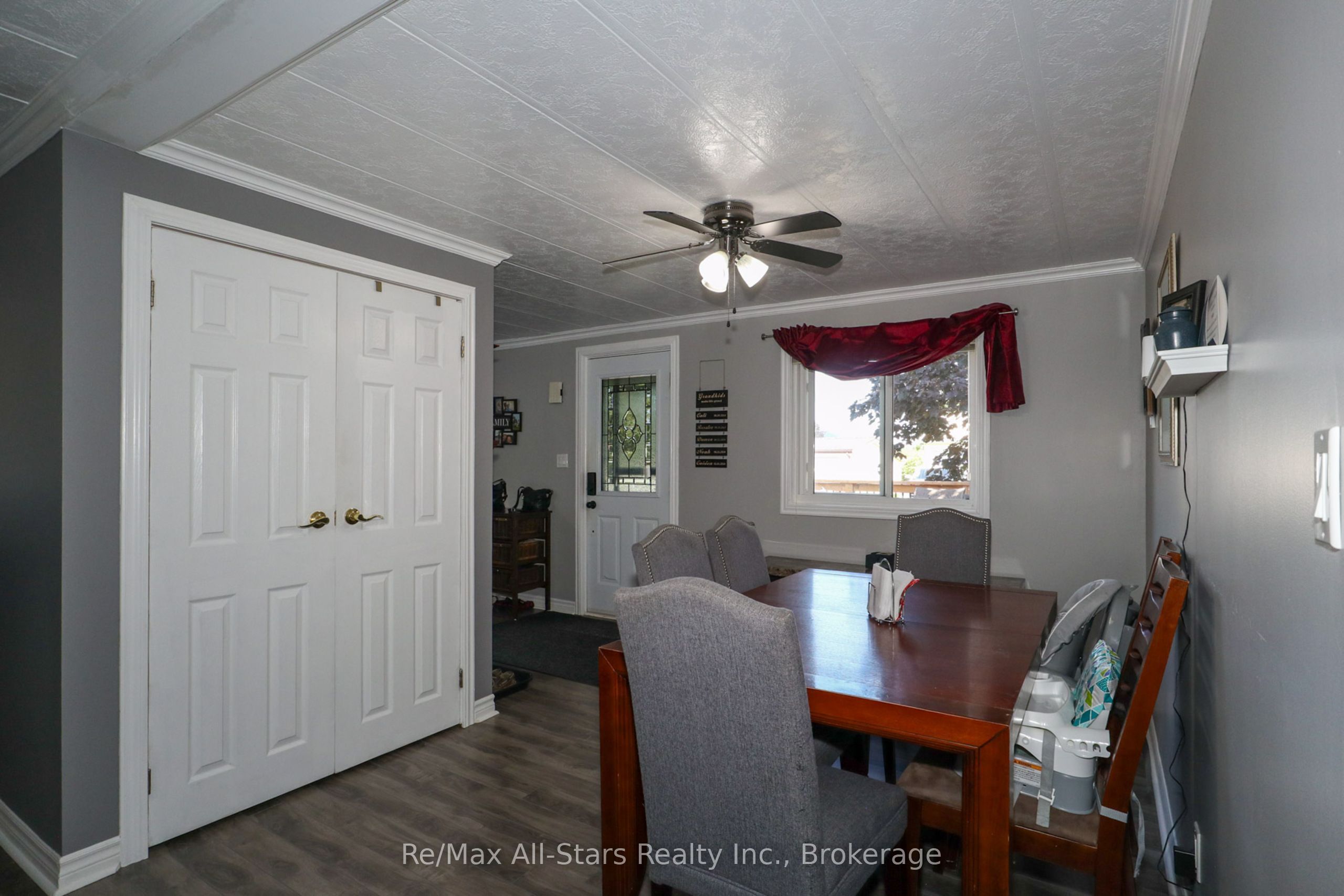 7 Cedar Street, Kawartha Lakes, ON K9V 4R1 photo 4