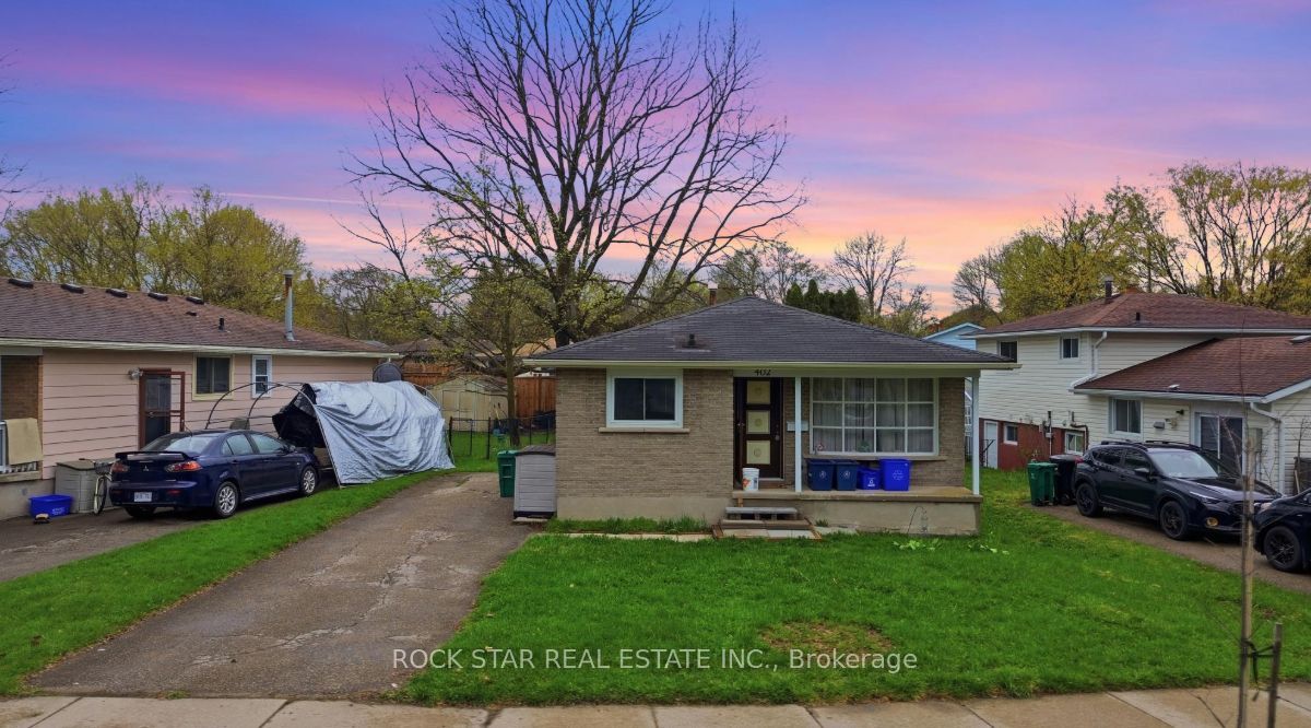 402 Midwood Crescent, Waterloo, ON N2L 5N5 photo 3