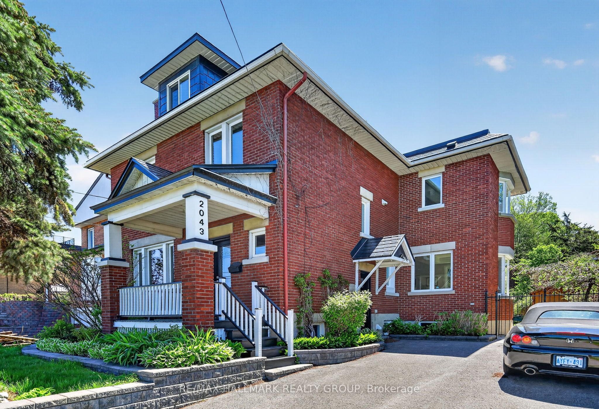 2043 Riverside Drive, Alta Vista and Area, ON K1H 7X1 photo 2