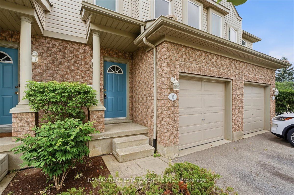 15 Roehampton Crescent, Guelph, ON N1L 1M9 photo 4