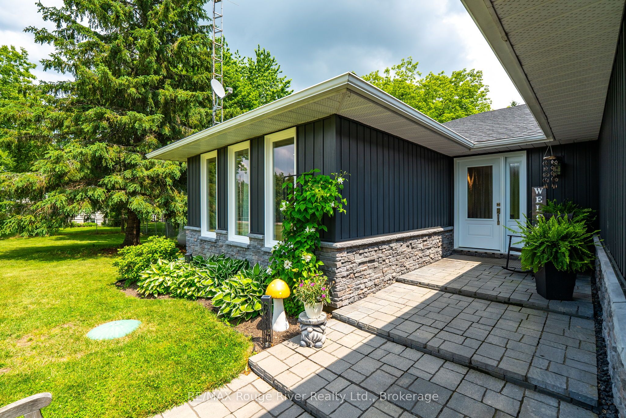257 Port Hoover Road, Kawartha Lakes, ON K0M 2C0 photo 3