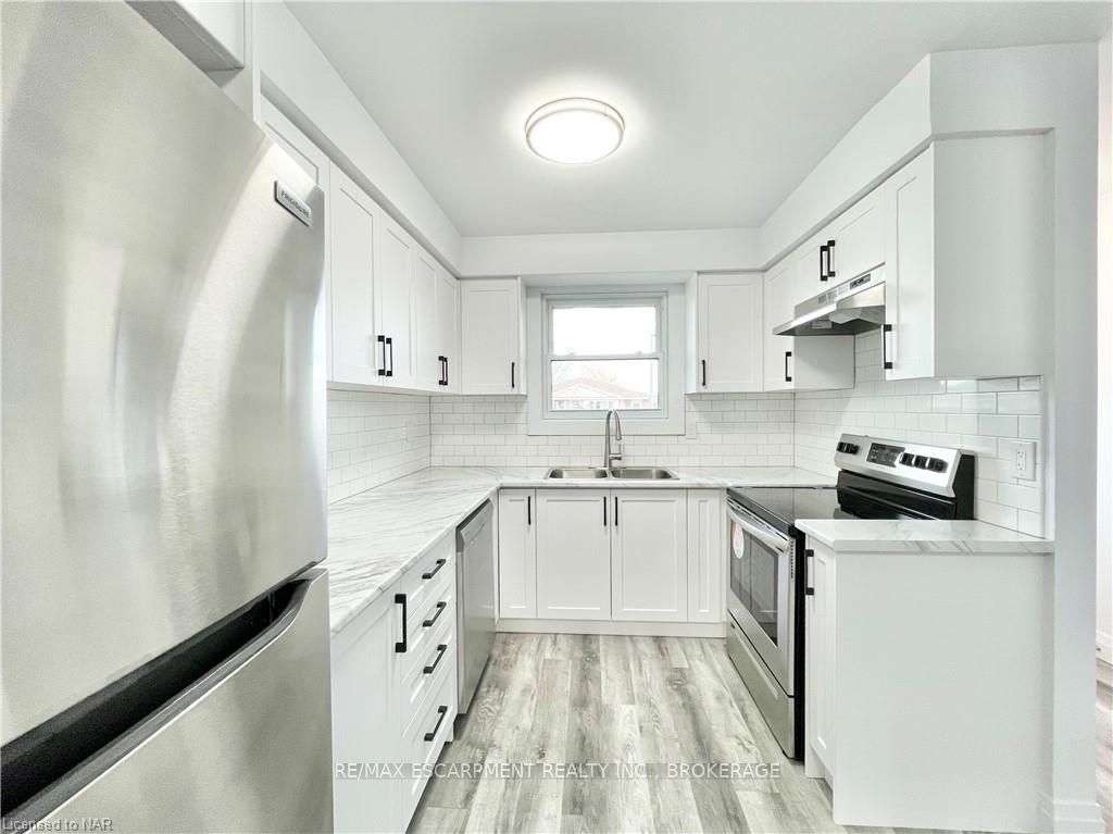 76 Marc Boulevard, Welland, ON L3B 5V1 photo 5