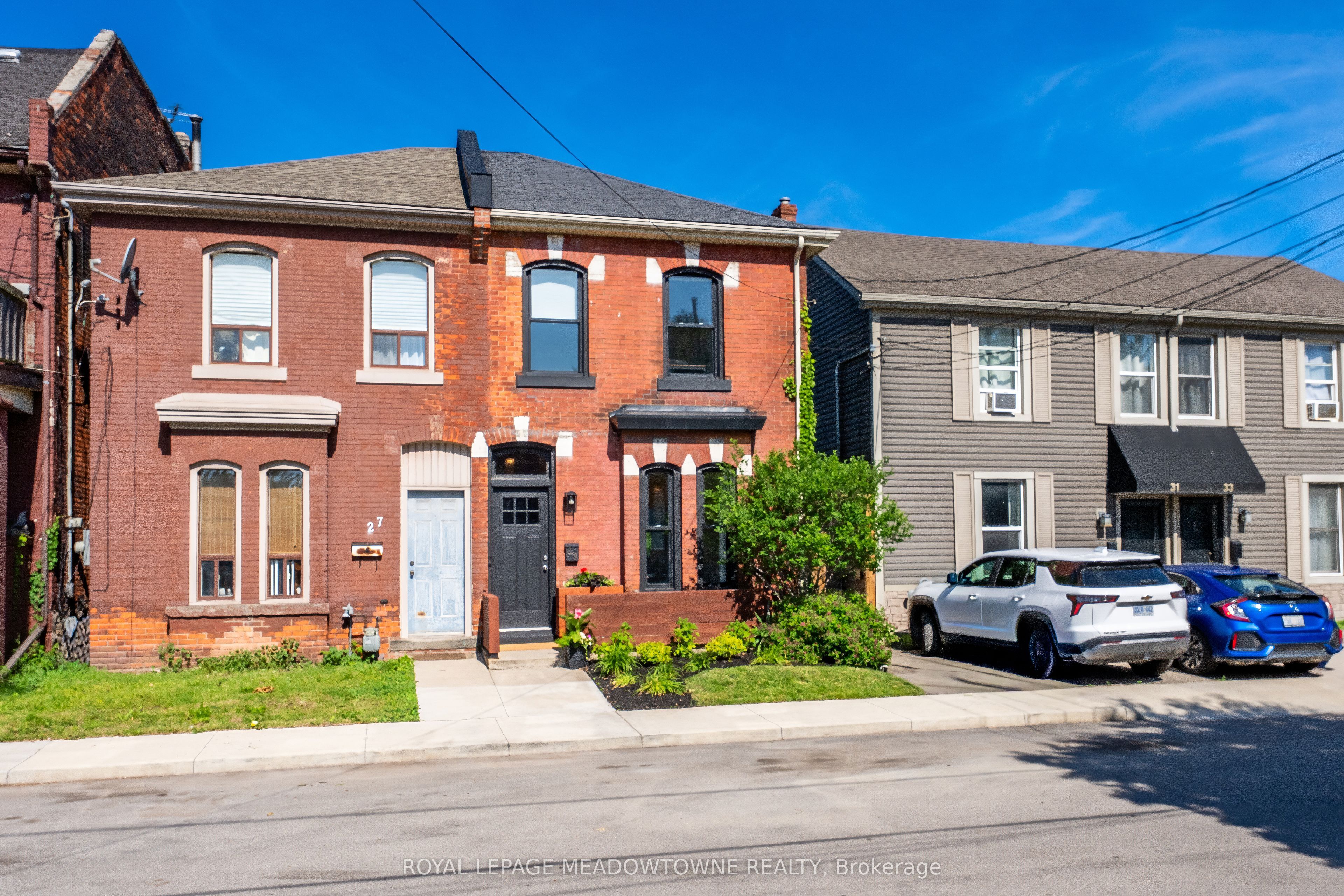 29 Railway Street, Hamilton, ON L8R 2R4 photo 2