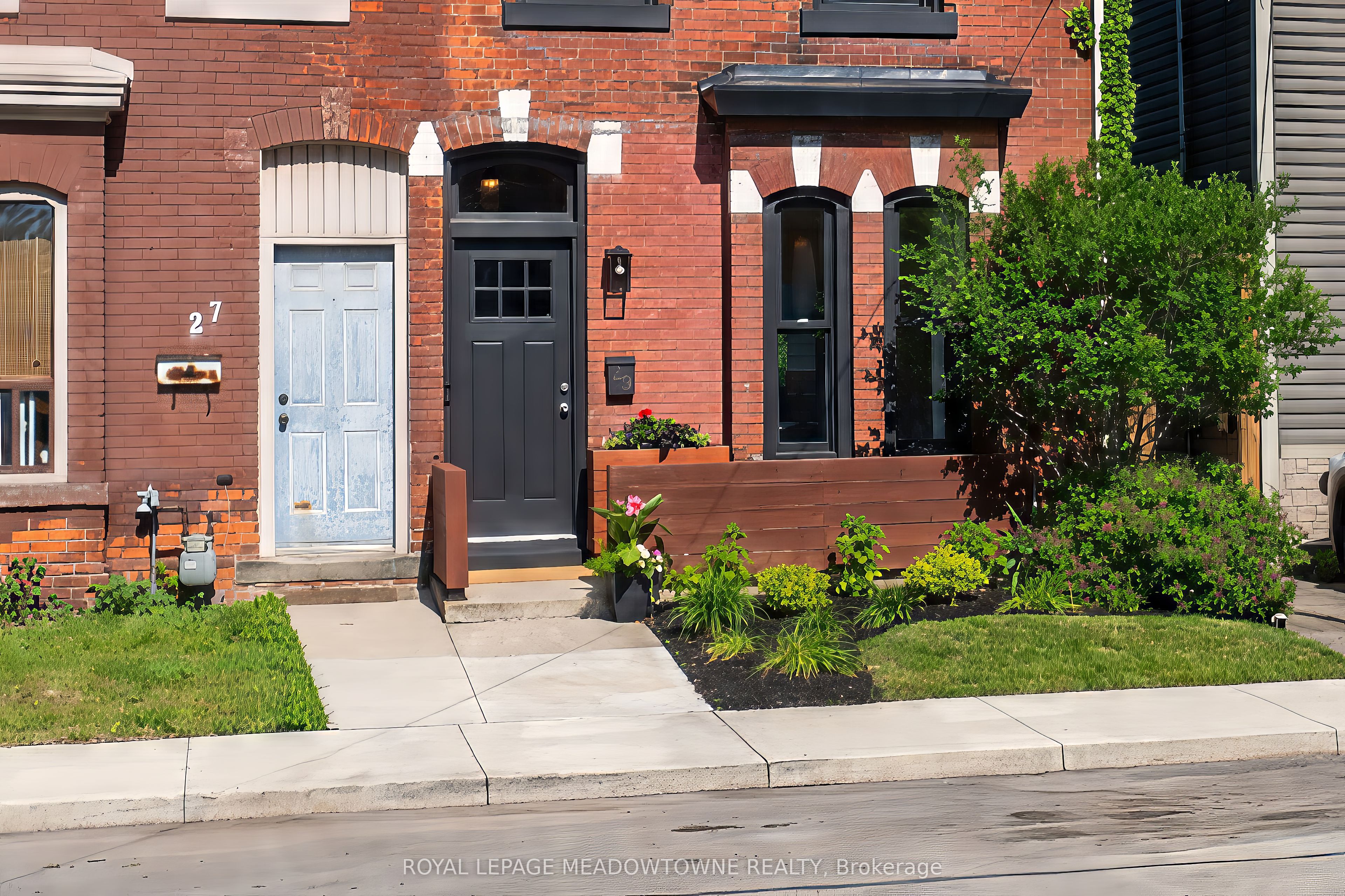 29 Railway Street, Hamilton, ON L8R 2R4 photo 3