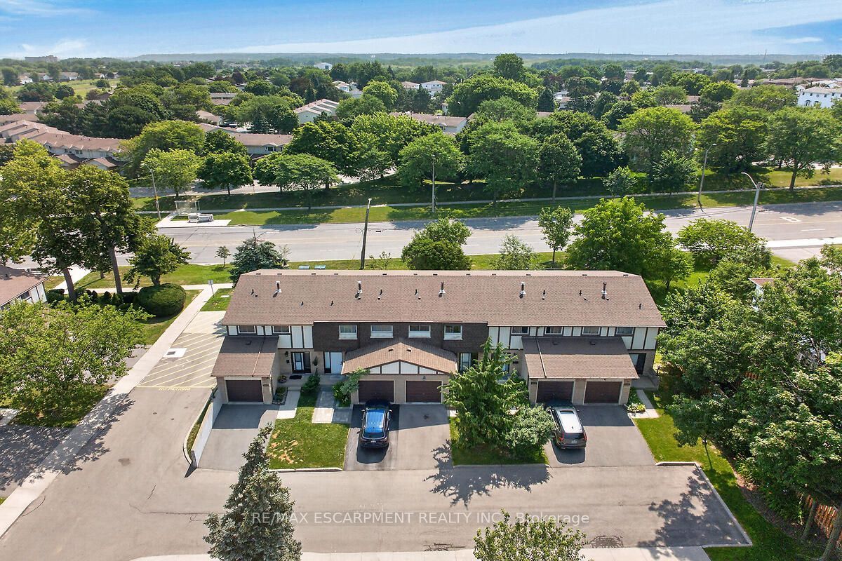 300 REXFORD Drive 24, Hamilton, ON L8W 1P5 photo 3