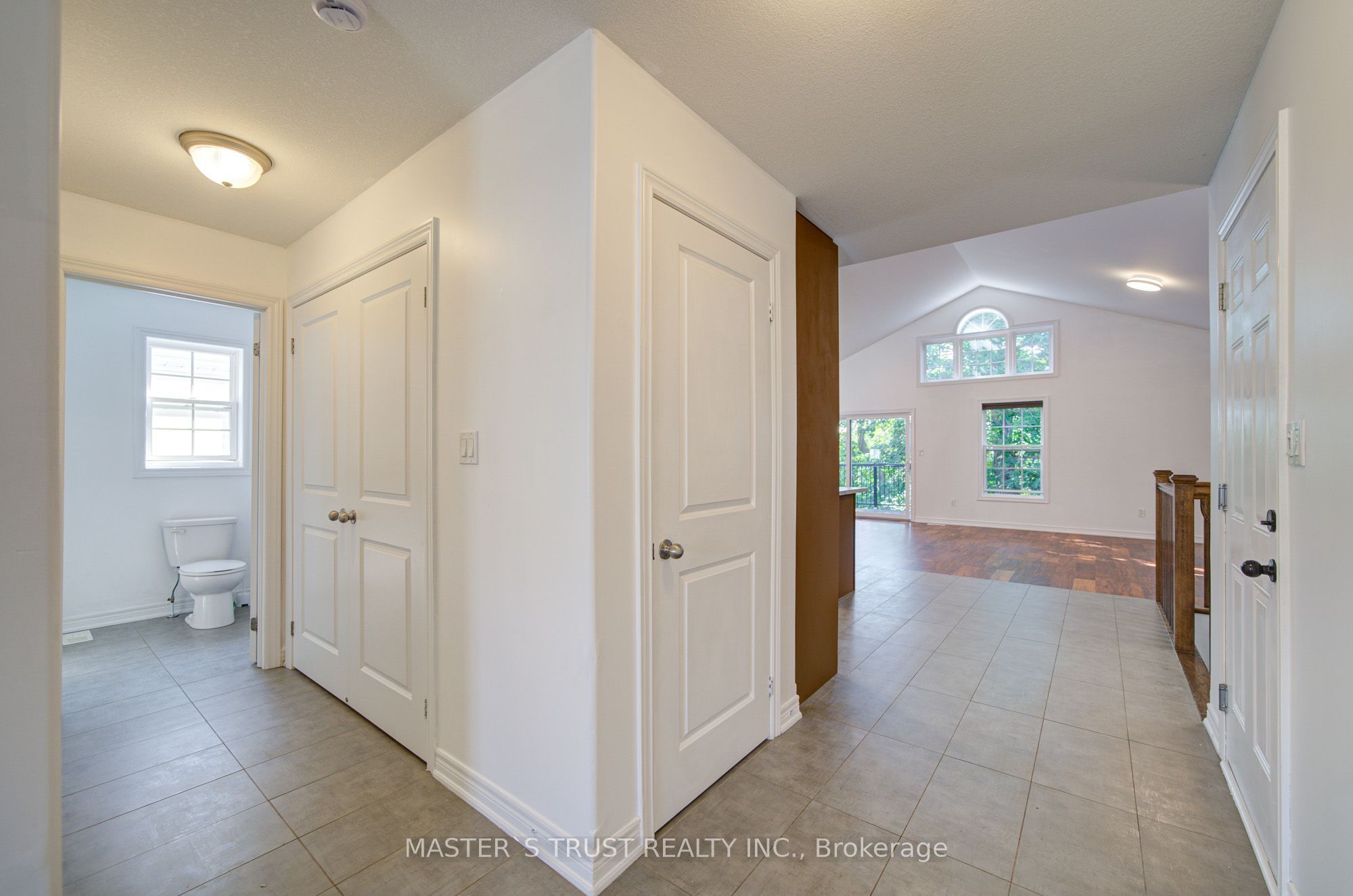 569 Grange Way, Peterborough, ON N1E 7C9 photo 5