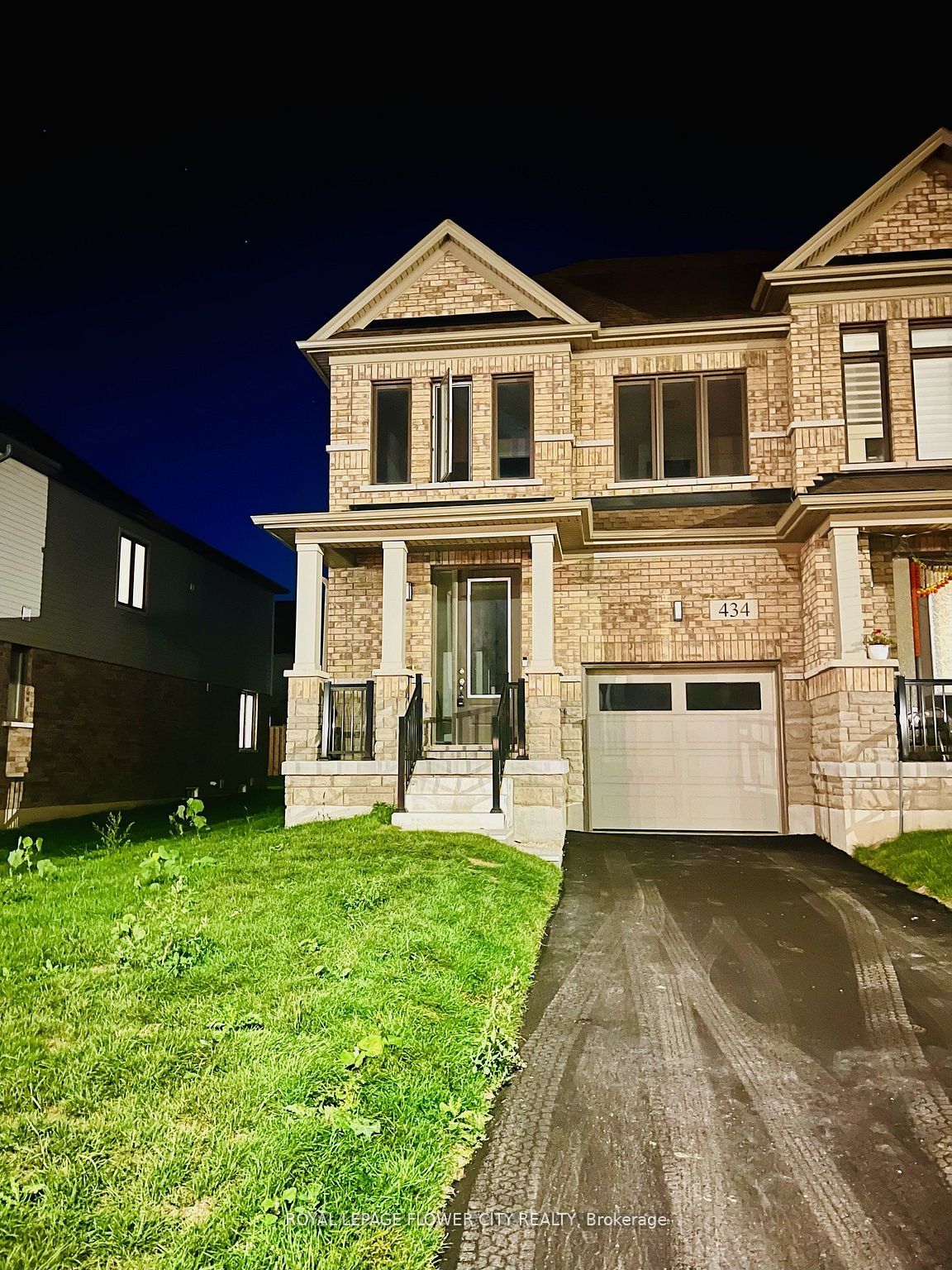 434 Robert Woolner Street, North Dumfries, ON N0B 1E0 photo 2