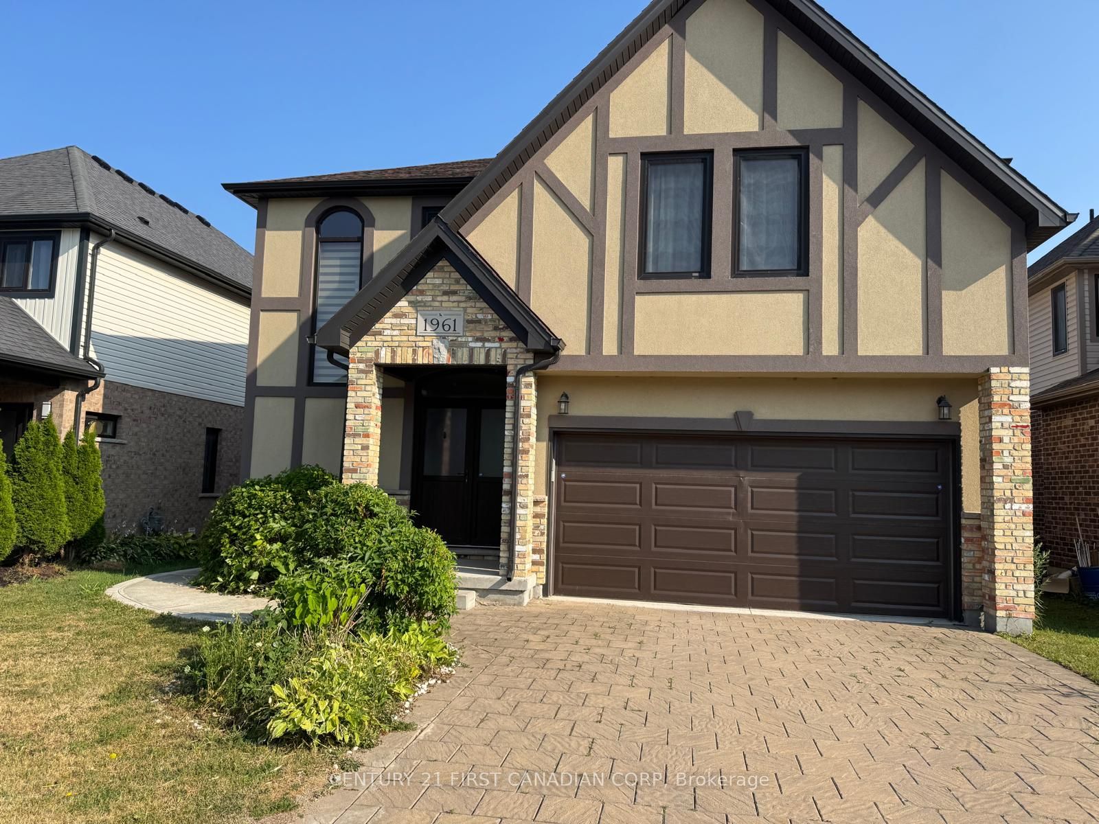 1961 Cedarpark Drive, London North, ON N5X 0C7